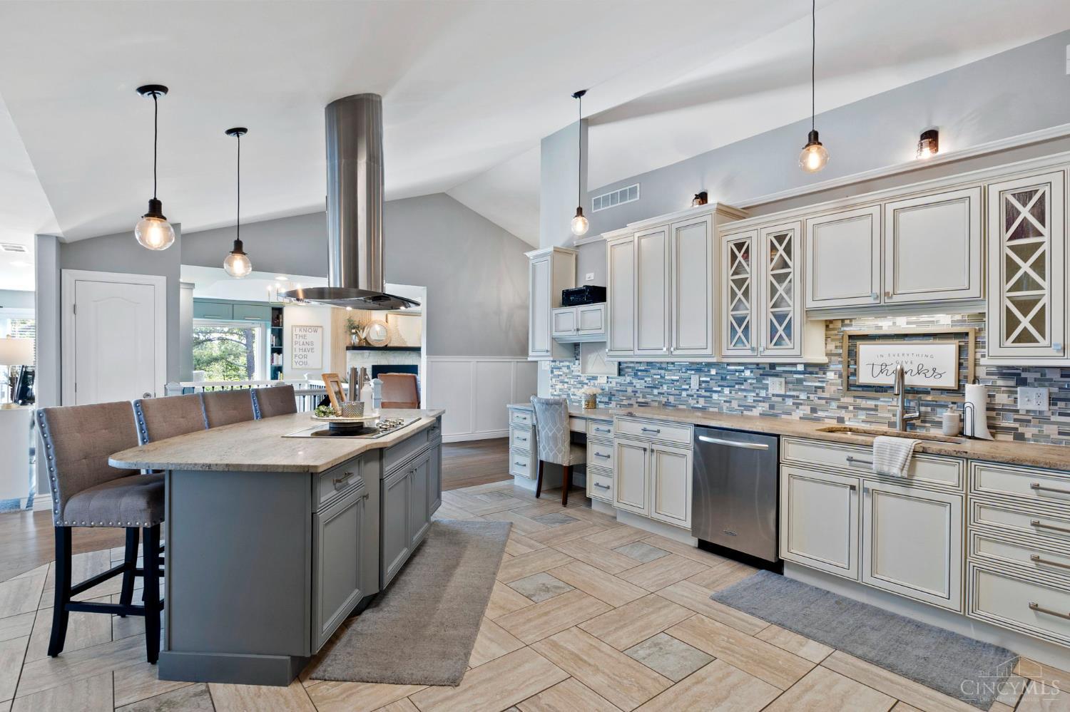 West Chester, Ohio, 45011, United States, 4 Bedrooms Bedrooms, ,6 BathroomsBathrooms,Residential,Active,1987249