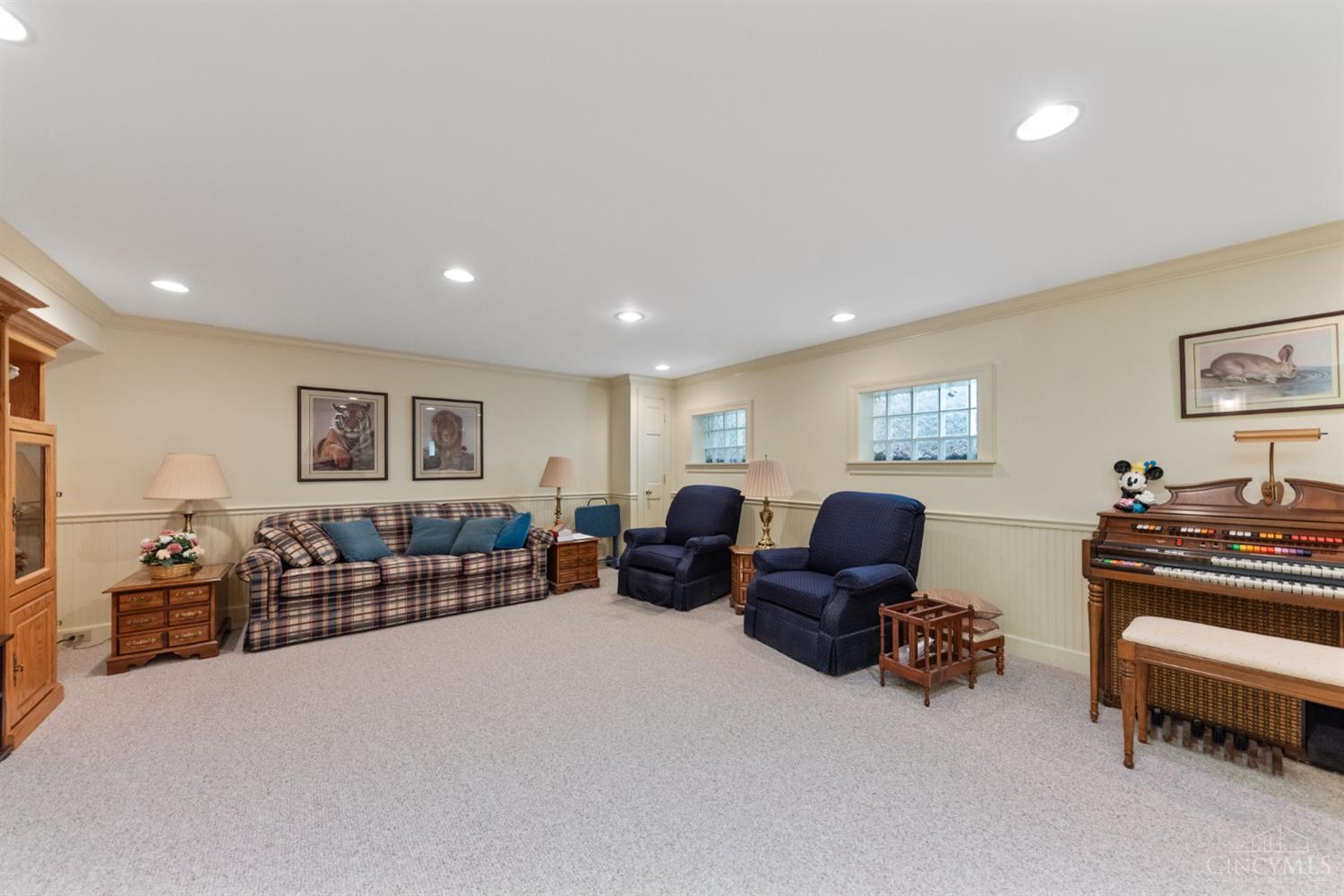 Evendale, Ohio, 45241, United States, 4 Bedrooms Bedrooms, ,4 BathroomsBathrooms,Residential,Active,1920230