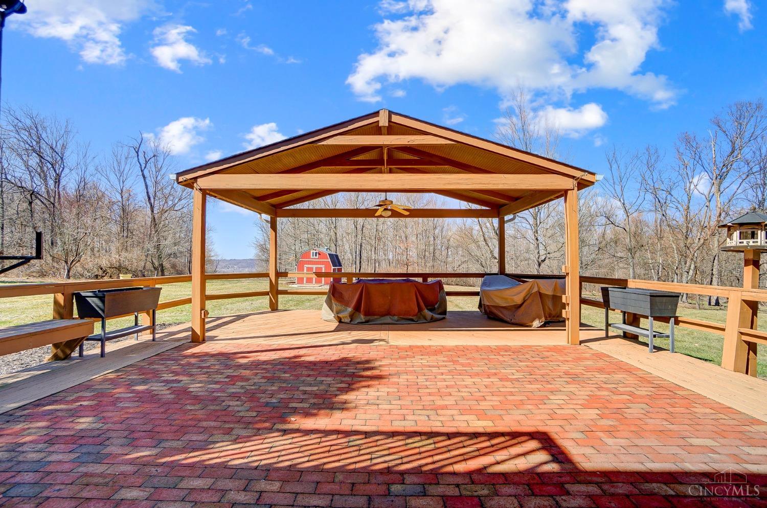 Union Twp, Ohio, 45244, United States, 4 Bedrooms Bedrooms, ,5 BathroomsBathrooms,Residential,Pending,1722734