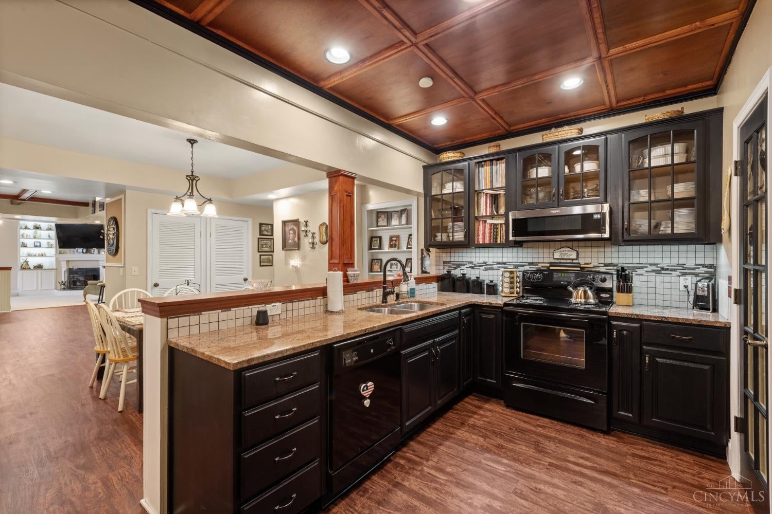 Wayne Twp, Ohio, 45067, United States, 5 Bedrooms Bedrooms, ,6 BathroomsBathrooms,Residential,Active,1892390