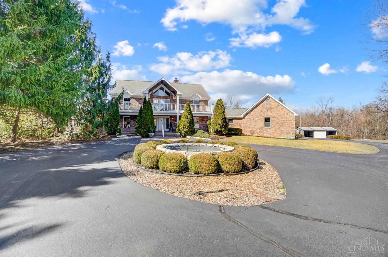 Union Twp, Ohio, 45244, United States, 4 Bedrooms Bedrooms, ,5 BathroomsBathrooms,Residential,Pending,1722734