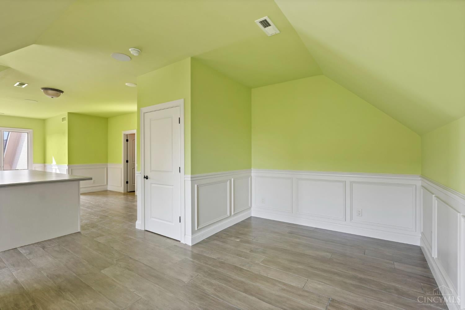 Deerfield Twp., Ohio, 45040, United States, 6 Bedrooms Bedrooms, ,8 BathroomsBathrooms,Residential,Active,1904704
