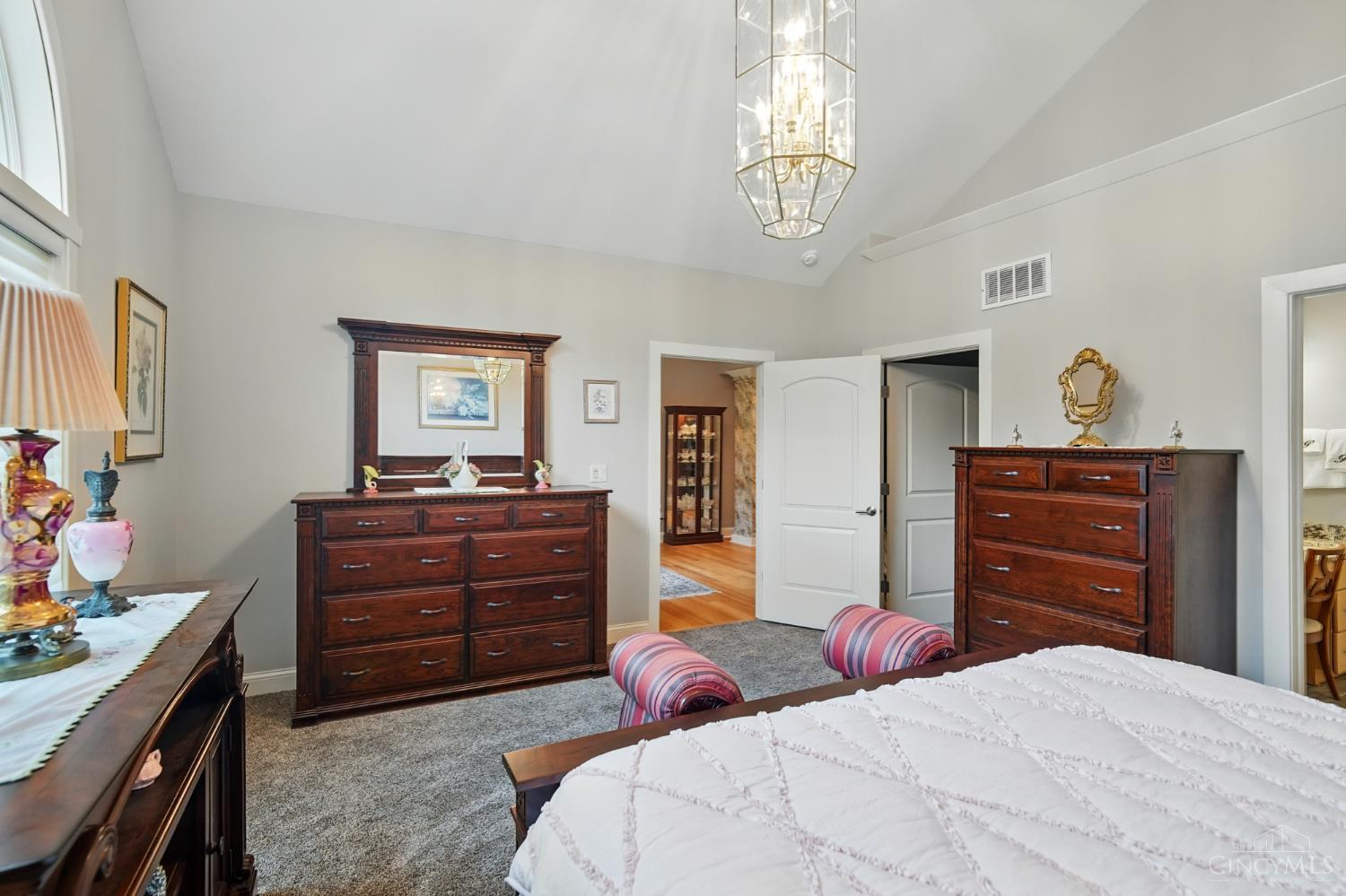 South Lebanon, Ohio, 45065, United States, ,5 BathroomsBathrooms,Residential,Active,1828690