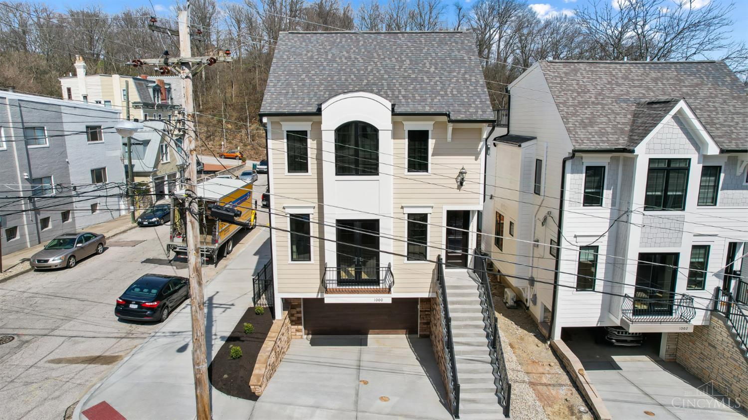 Cincinnati, Ohio, 45202, United States, 3 Bedrooms Bedrooms, ,4 BathroomsBathrooms,Residential,Active,1922745