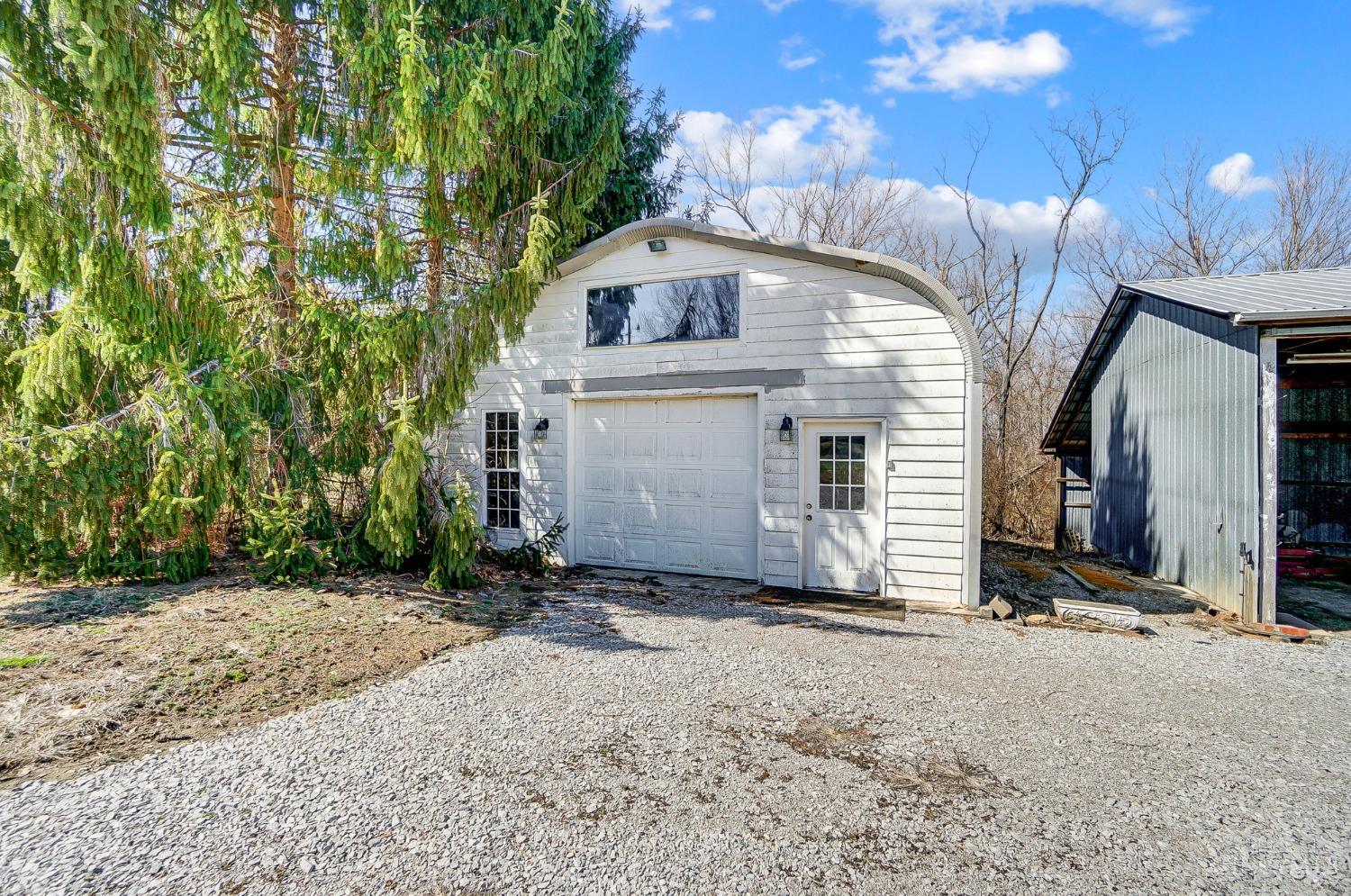 Union Twp, Ohio, 45244, United States, 4 Bedrooms Bedrooms, ,5 BathroomsBathrooms,Residential,Pending,1722734