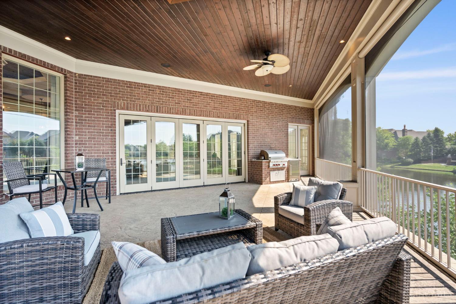 Deerfield Twp., Ohio, 45040, United States, 6 Bedrooms Bedrooms, ,8 BathroomsBathrooms,Residential,Active,1904704