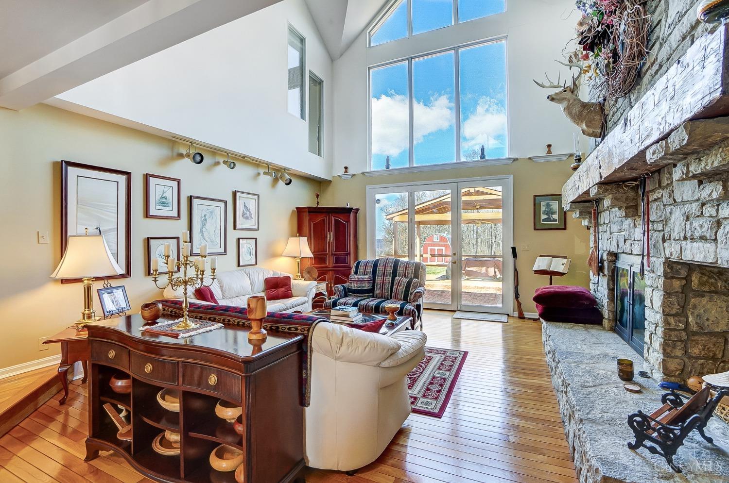 Union Twp, Ohio, 45244, United States, 4 Bedrooms Bedrooms, ,5 BathroomsBathrooms,Residential,Pending,1722734