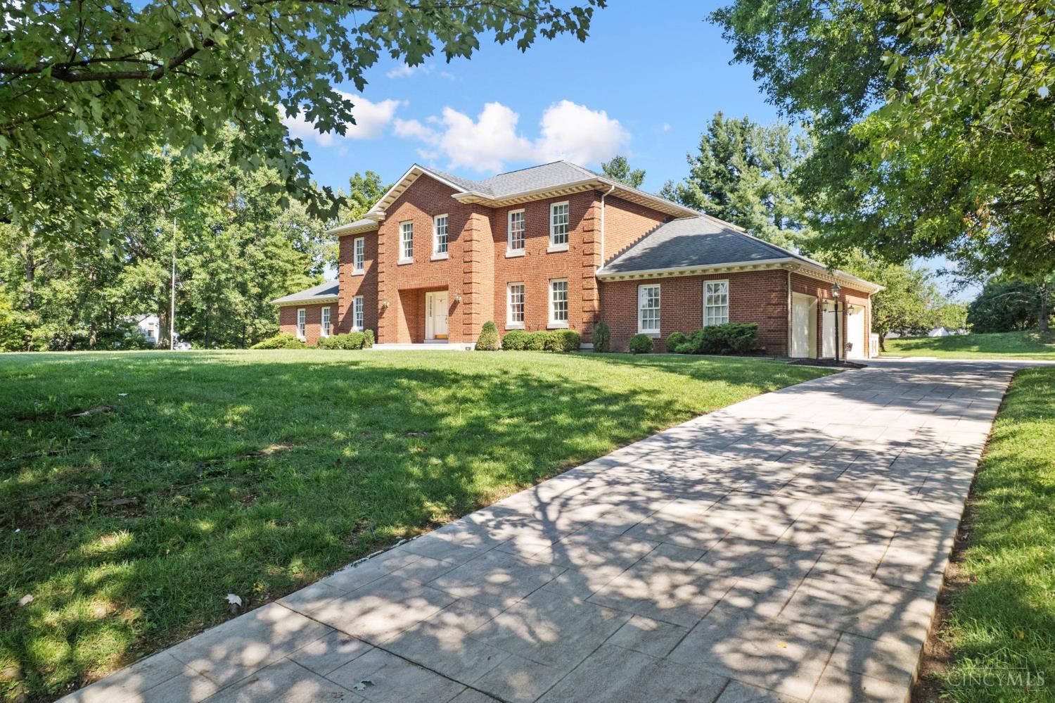 Evendale, Ohio, 45241, United States, 4 Bedrooms Bedrooms, ,4 BathroomsBathrooms,Residential,Active,1920230