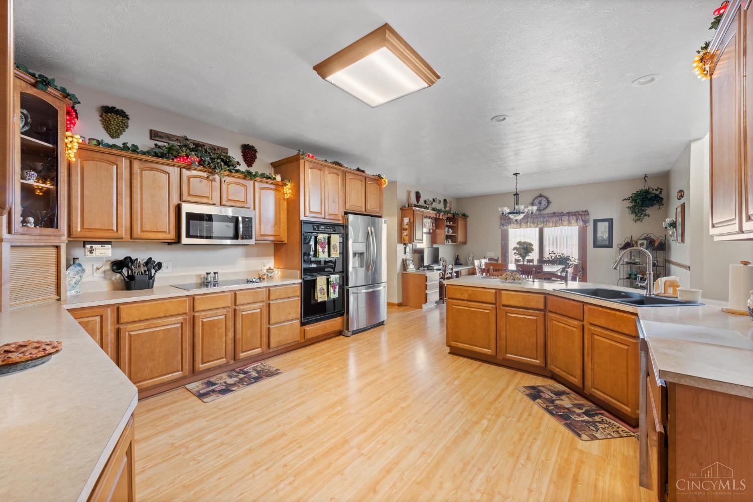 Wayne Twp, Ohio, 45067, United States, 5 Bedrooms Bedrooms, ,6 BathroomsBathrooms,Residential,Active,1892390