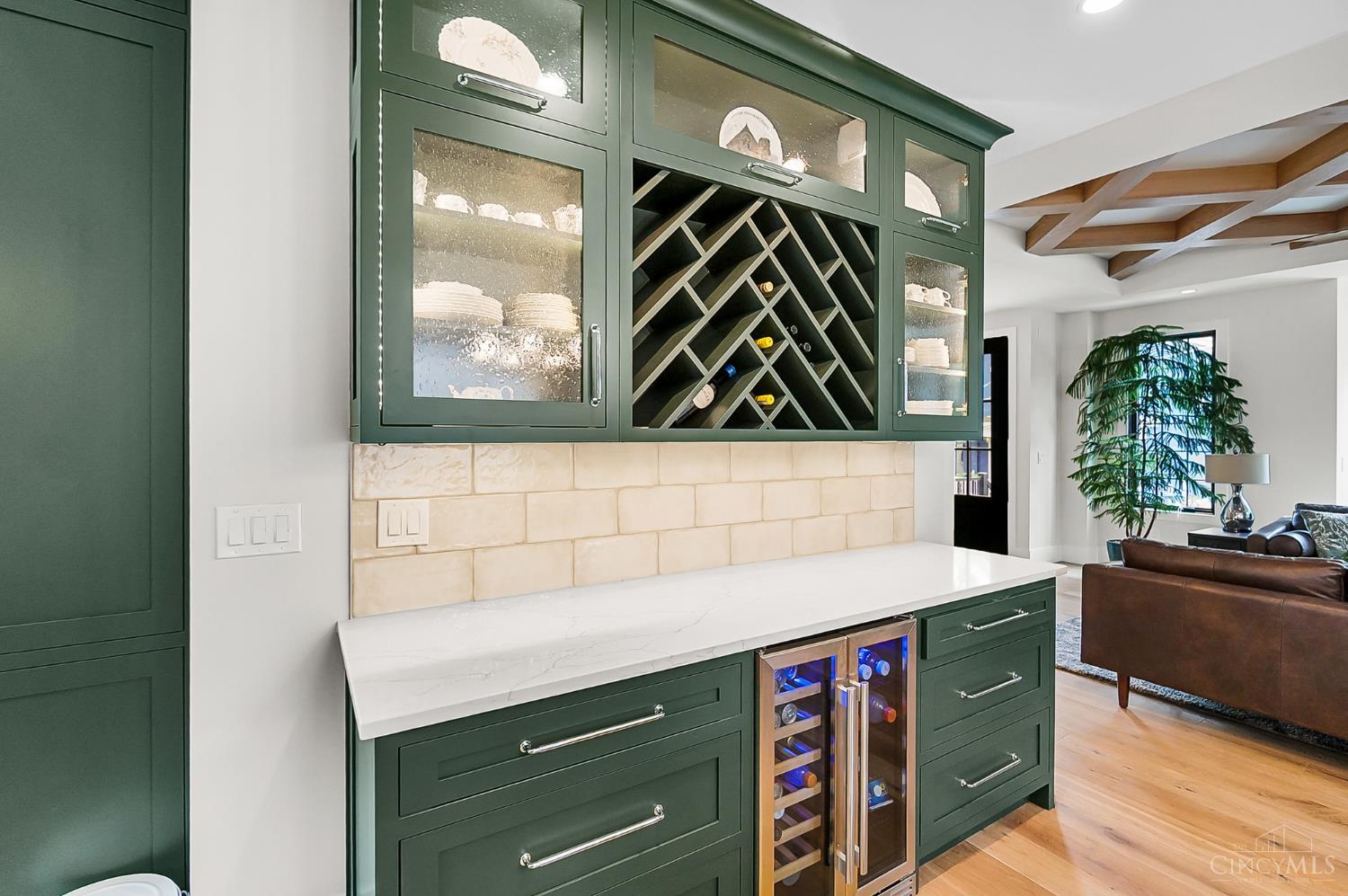 Cincinnati, Ohio, 45202, United States, 3 Bedrooms Bedrooms, ,4 BathroomsBathrooms,Residential,Active,1922745