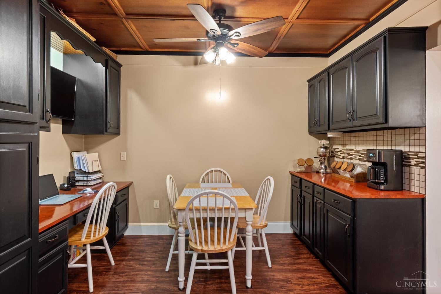 Wayne Twp, Ohio, 45067, United States, 5 Bedrooms Bedrooms, ,6 BathroomsBathrooms,Residential,Active,1892390