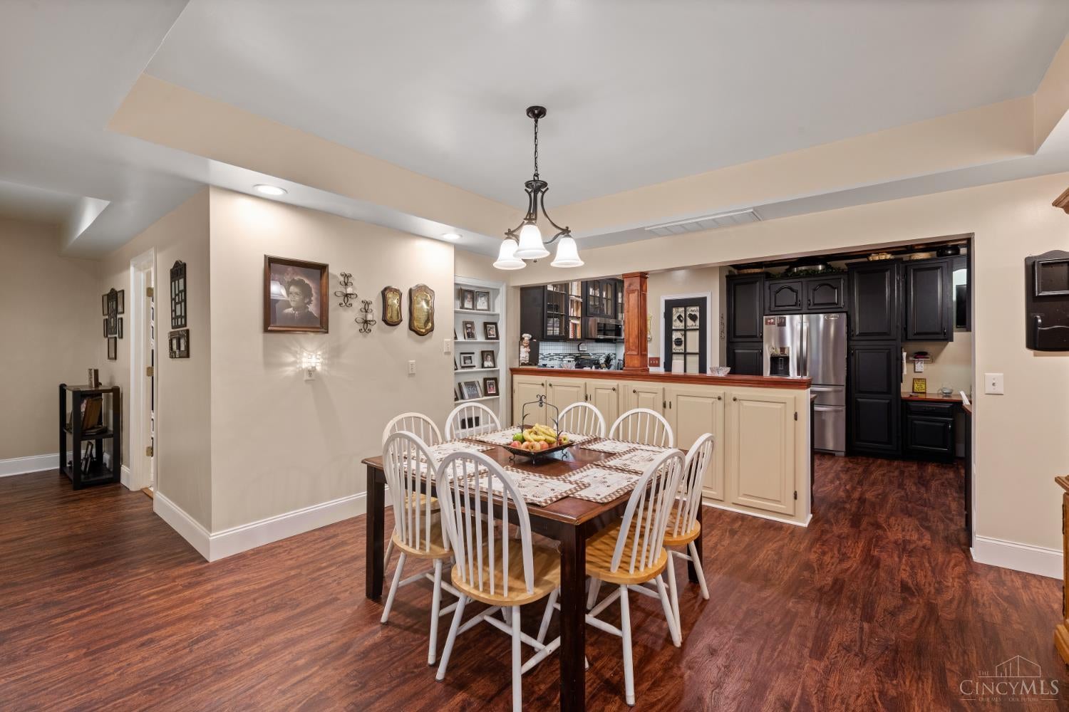 Wayne Twp, Ohio, 45067, United States, 5 Bedrooms Bedrooms, ,6 BathroomsBathrooms,Residential,Active,1892390