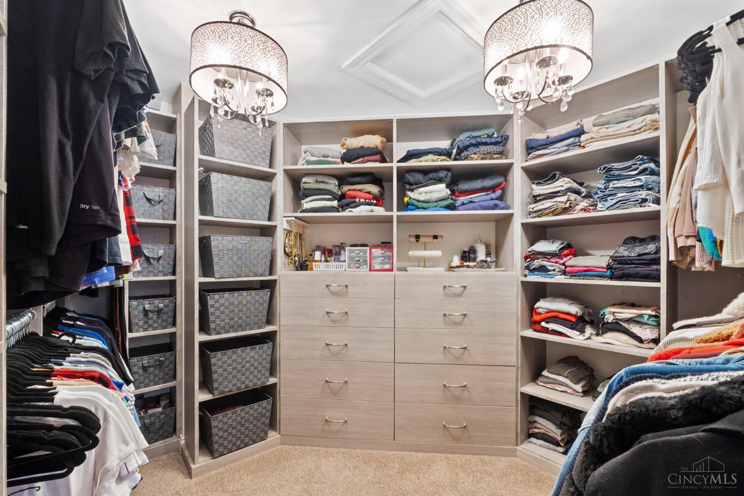 West Chester, Ohio, 45011, United States, 4 Bedrooms Bedrooms, ,6 BathroomsBathrooms,Residential,Active,1987249