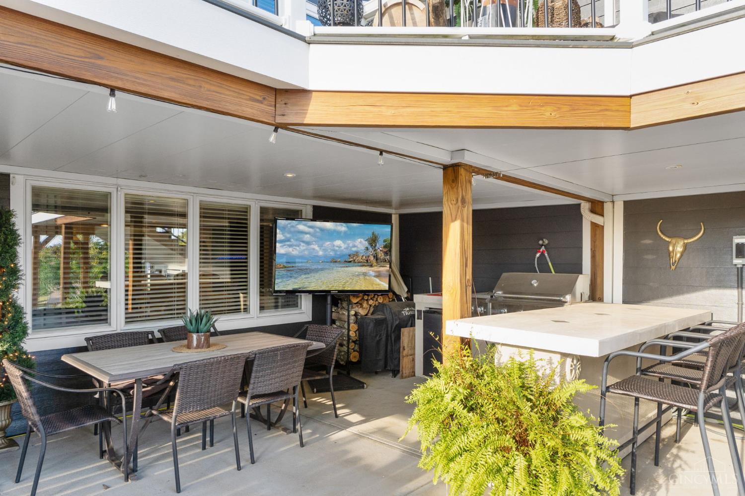 West Chester, Ohio, 45011, United States, 4 Bedrooms Bedrooms, ,6 BathroomsBathrooms,Residential,Active,1987249