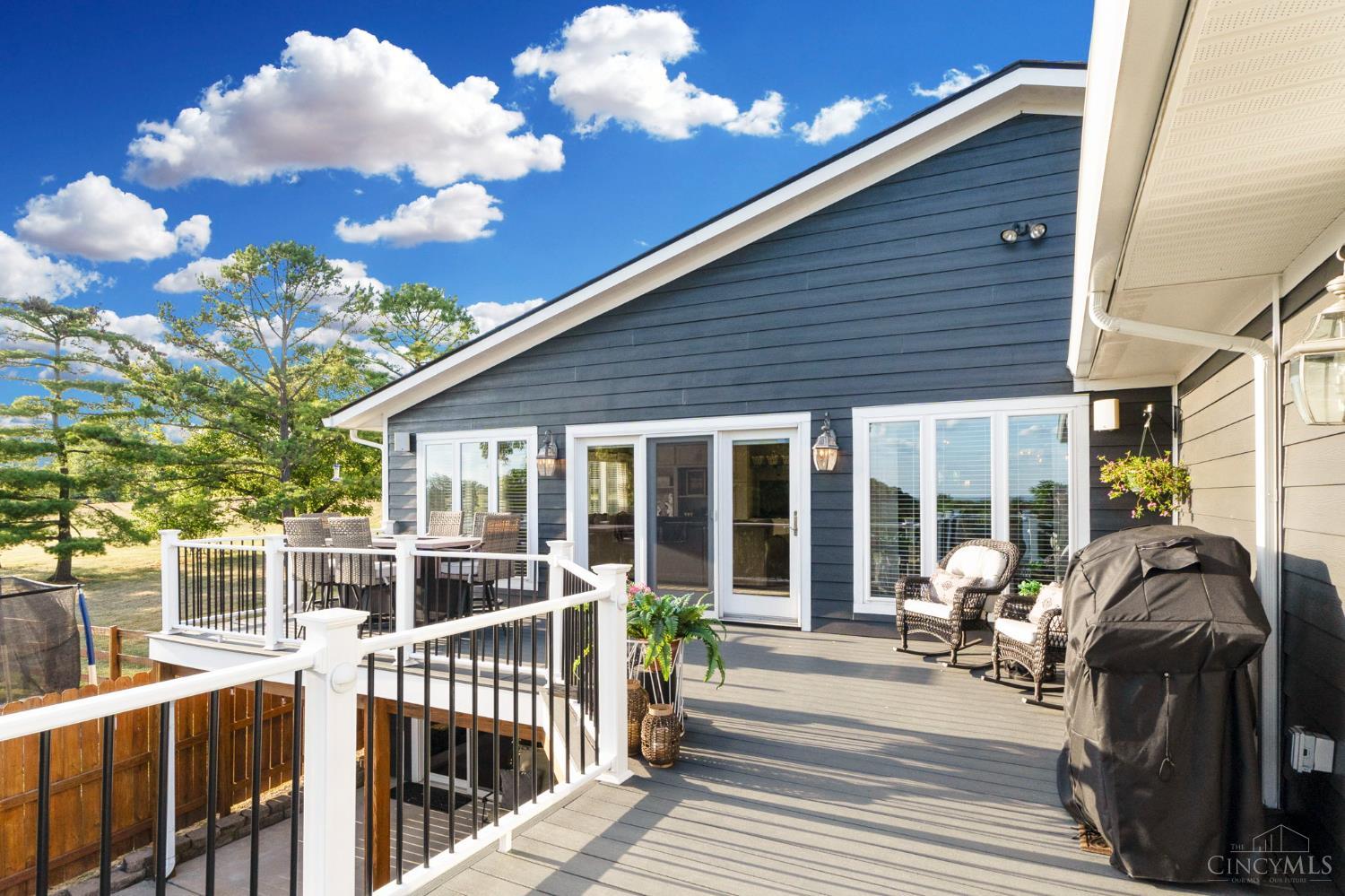 West Chester, Ohio, 45011, United States, 4 Bedrooms Bedrooms, ,6 BathroomsBathrooms,Residential,Active,1987249