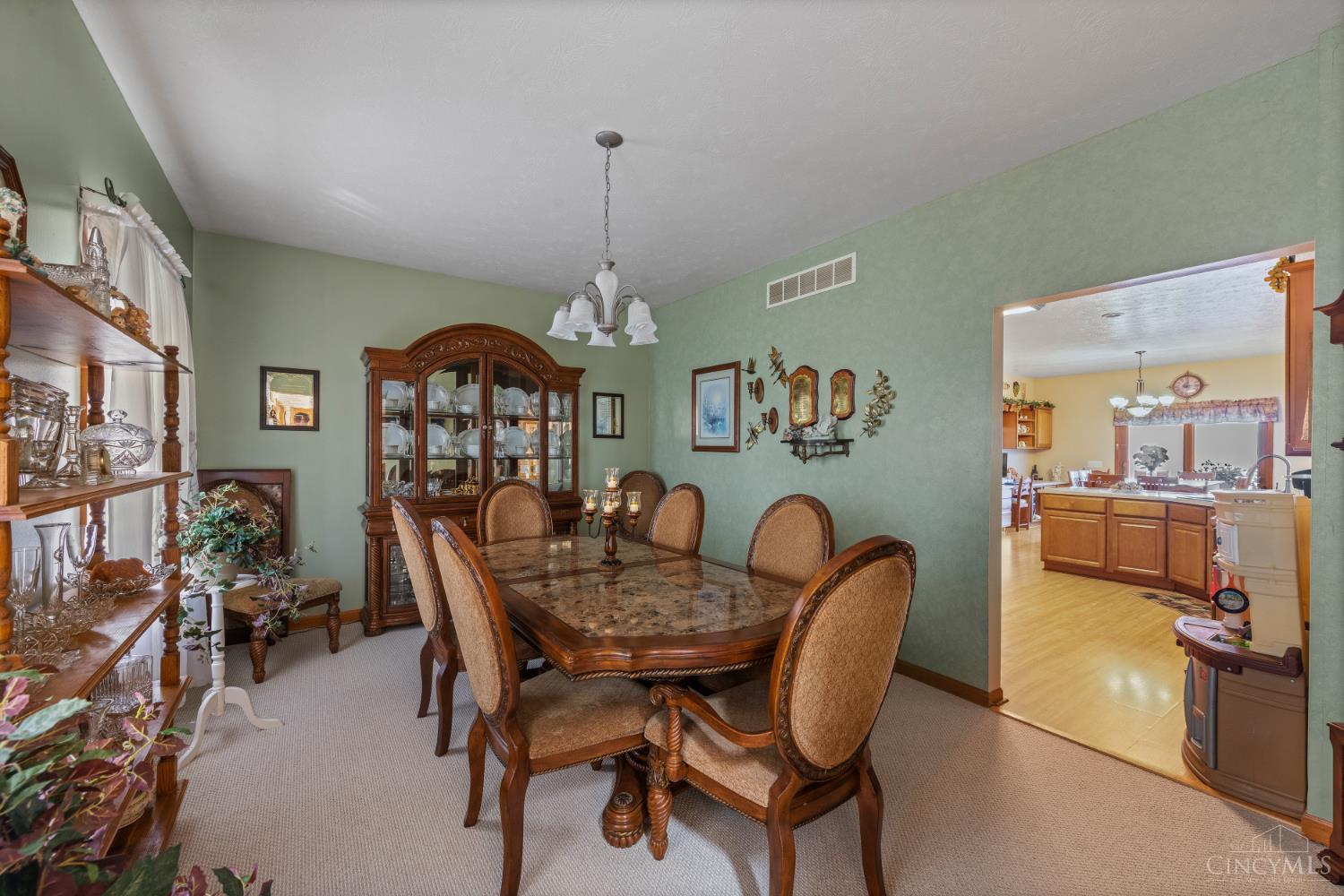 Wayne Twp, Ohio, 45067, United States, 5 Bedrooms Bedrooms, ,6 BathroomsBathrooms,Residential,Active,1892390