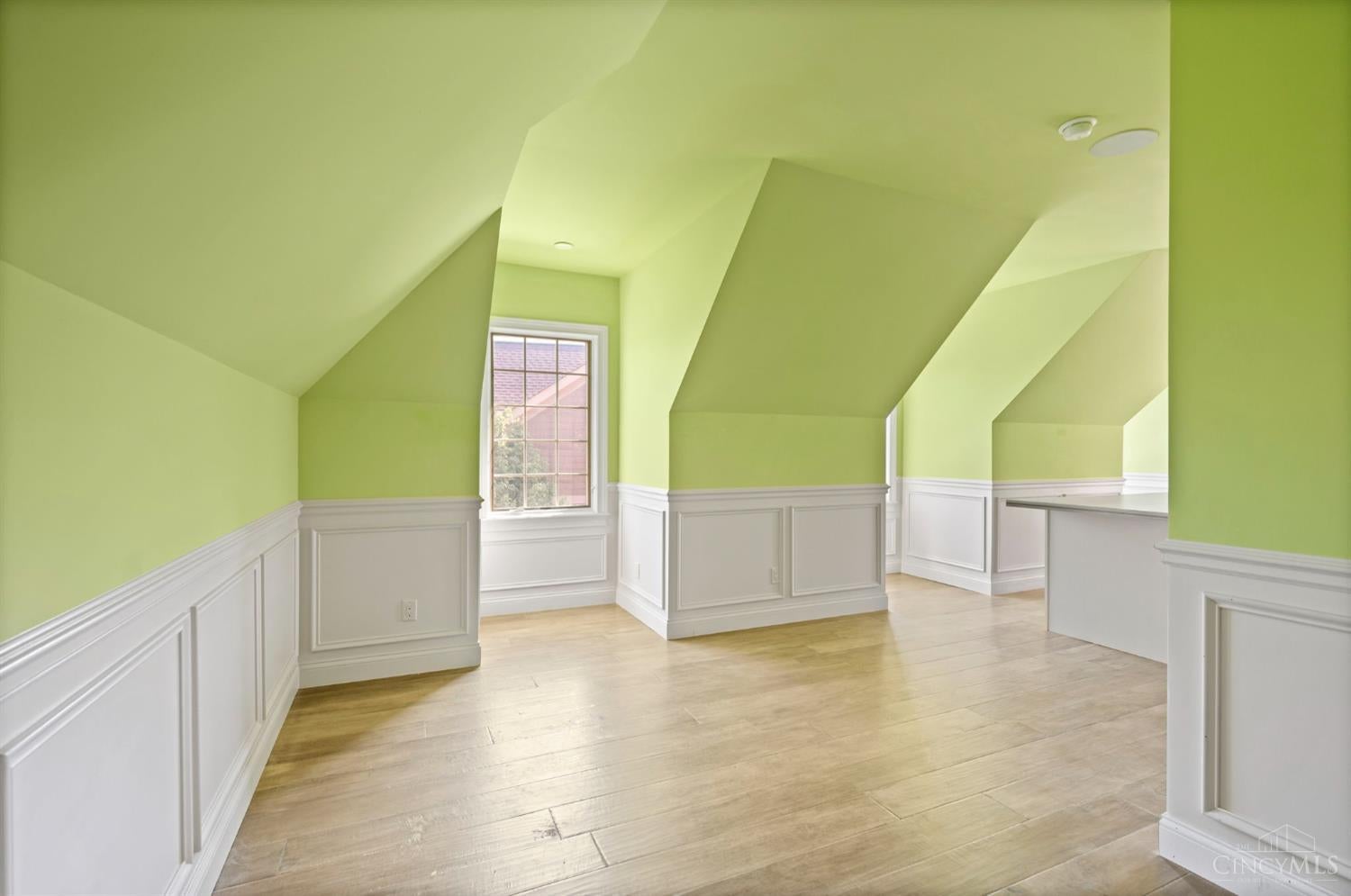 Deerfield Twp., Ohio, 45040, United States, 6 Bedrooms Bedrooms, ,8 BathroomsBathrooms,Residential,Active,1904704