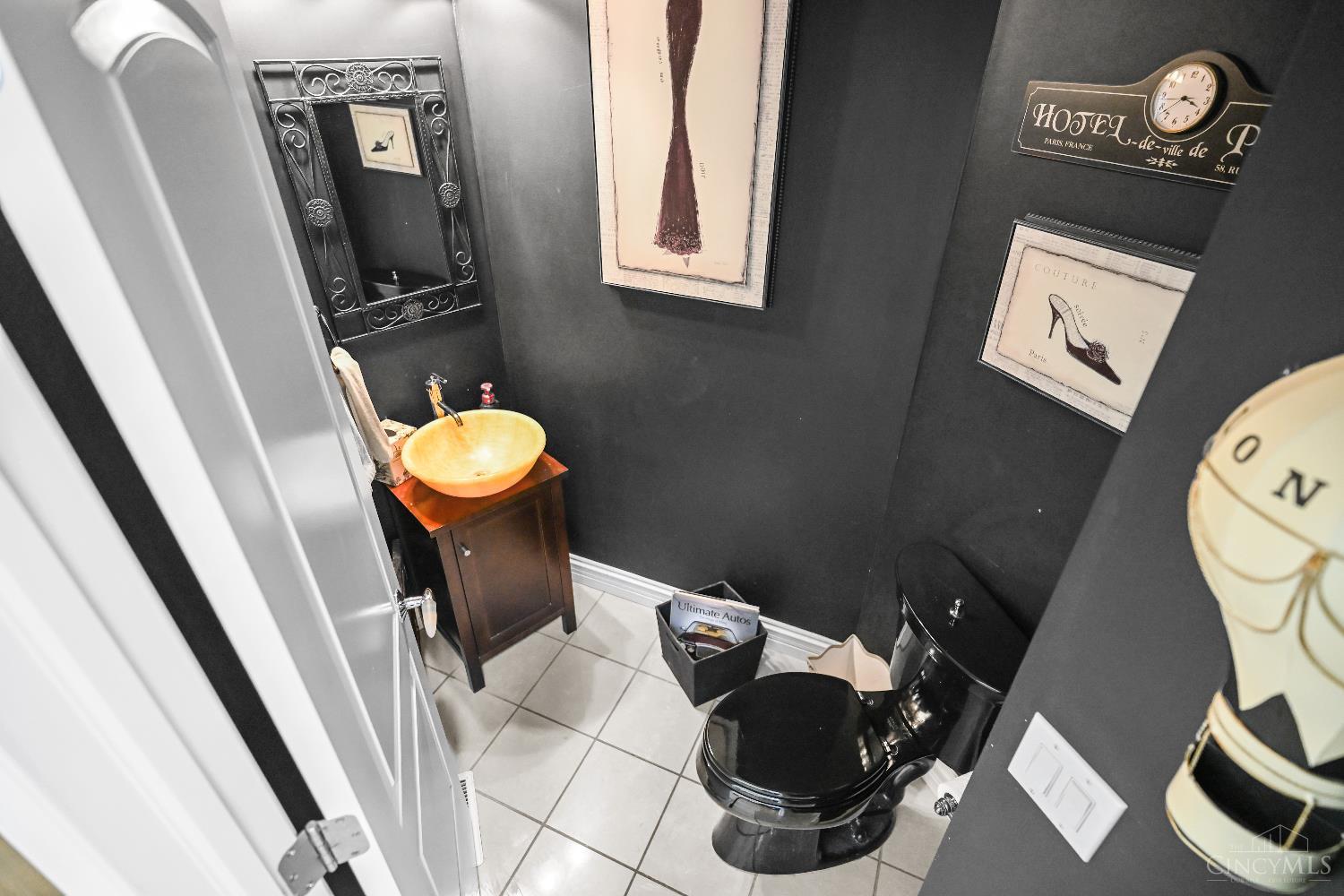 Turtle Creek Twp, Ohio, 45036, United States, 6 Bedrooms Bedrooms, ,6 BathroomsBathrooms,Residential,Active,1987235