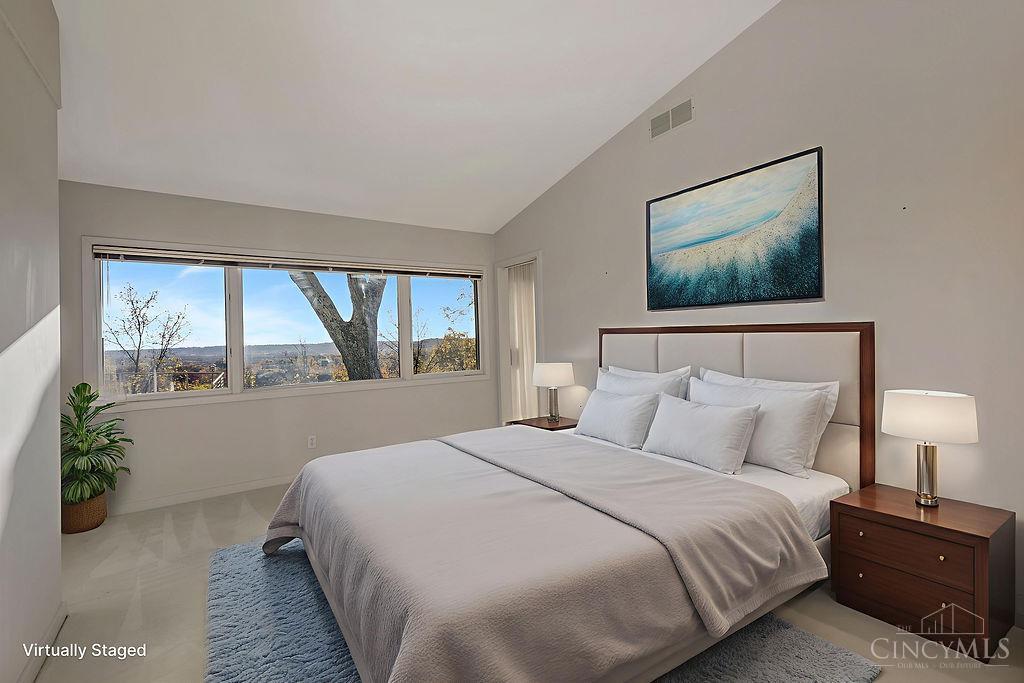 Indian Hill, Ohio, 45243, United States, 4 Bedrooms Bedrooms, ,2 BathroomsBathrooms,Residential,Active,1986910