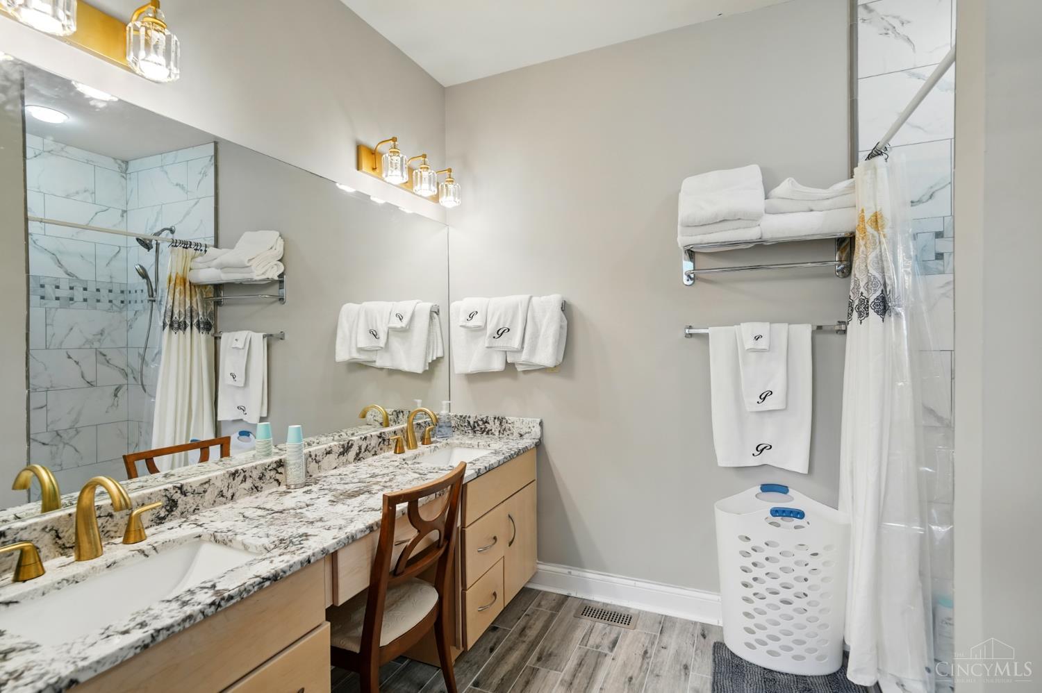 South Lebanon, Ohio, 45065, United States, ,5 BathroomsBathrooms,Residential,Active,1828690