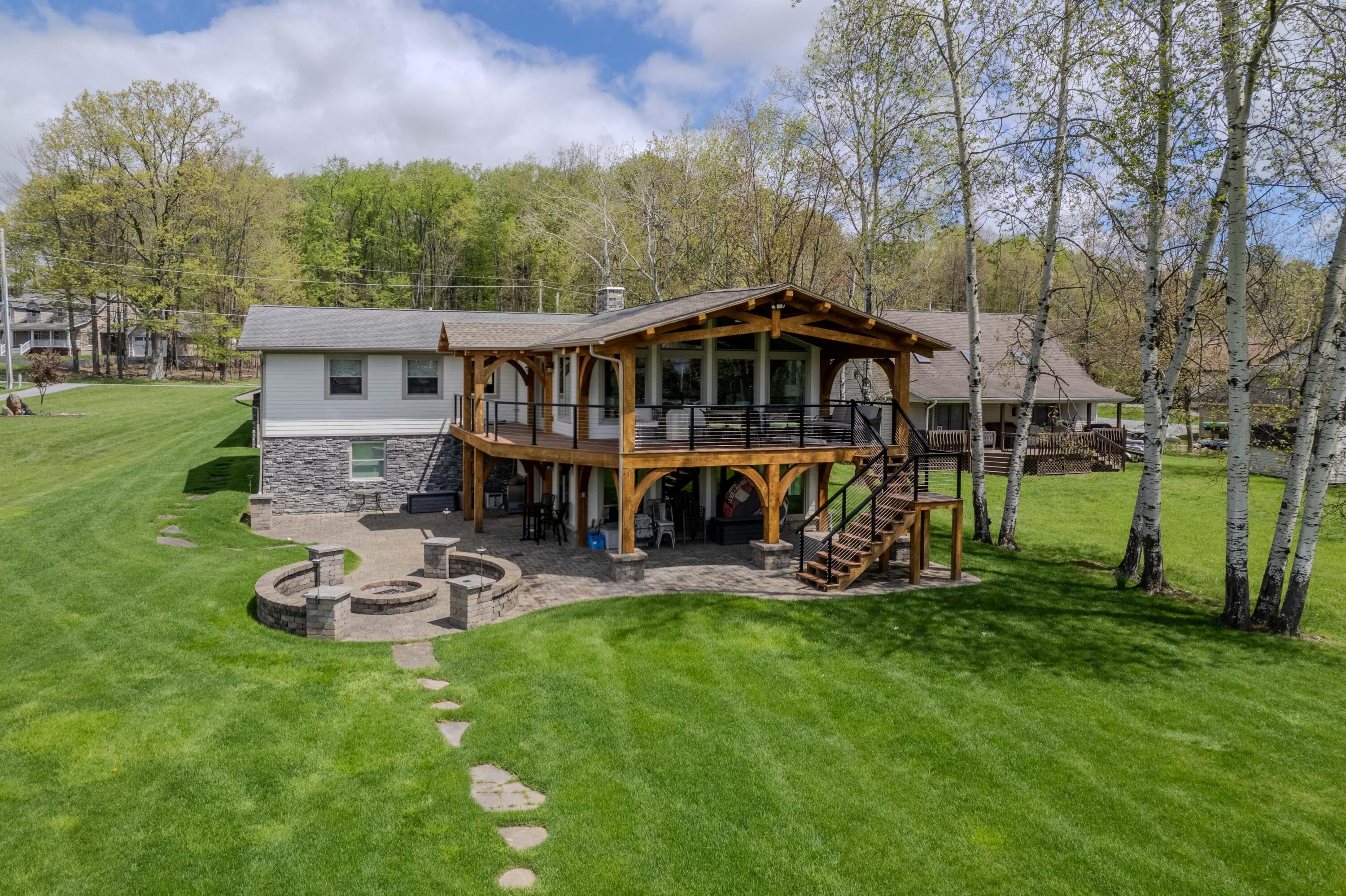 Dubois, Pennsylvania, 15801, United States, 4 Bedrooms Bedrooms, ,4 BathroomsBathrooms,Residential,Active,2044139