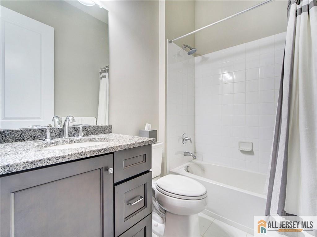 New Jersey, 07712, United States, 4 Bedrooms Bedrooms, ,4 BathroomsBathrooms,Residential,Active,1953685