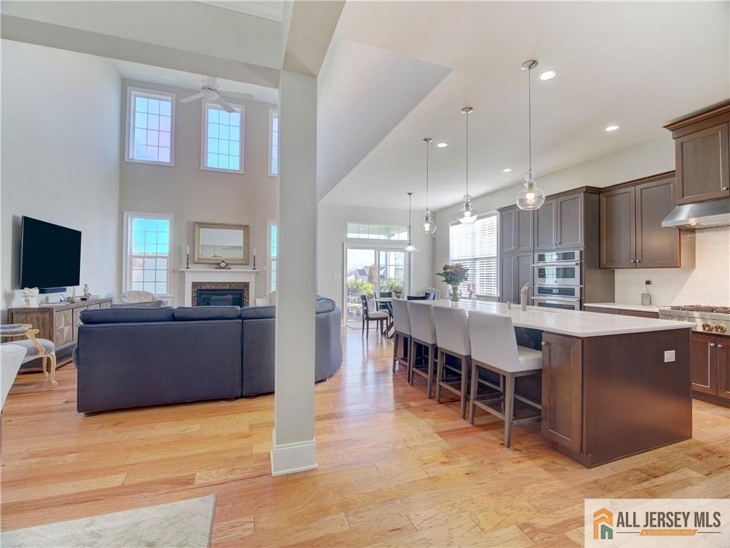 New Jersey, 07712, United States, 4 Bedrooms Bedrooms, ,4 BathroomsBathrooms,Residential,Active,1953685