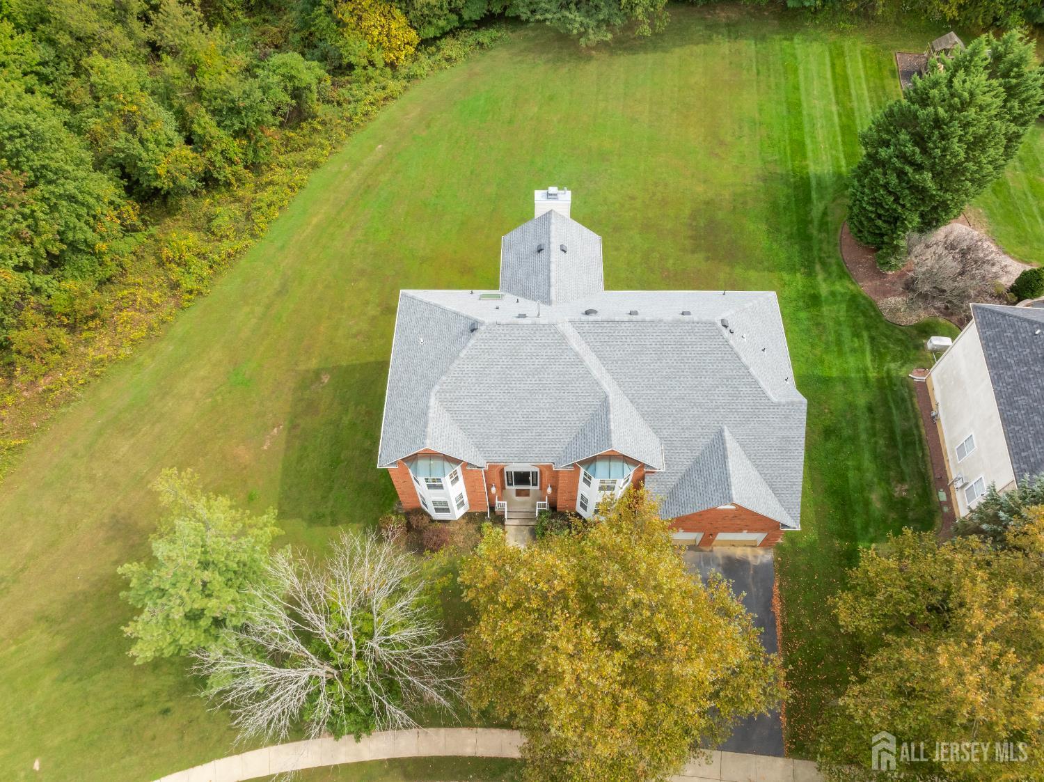 East Brunswick, New Jersey, 08816, United States, 5 Bedrooms Bedrooms, ,3 BathroomsBathrooms,Residential,Active,1953373