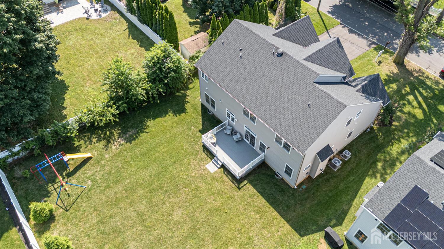East Brunswick, New Jersey, 08816, United States, 5 Bedrooms Bedrooms, ,4 BathroomsBathrooms,Residential,Active,1899930