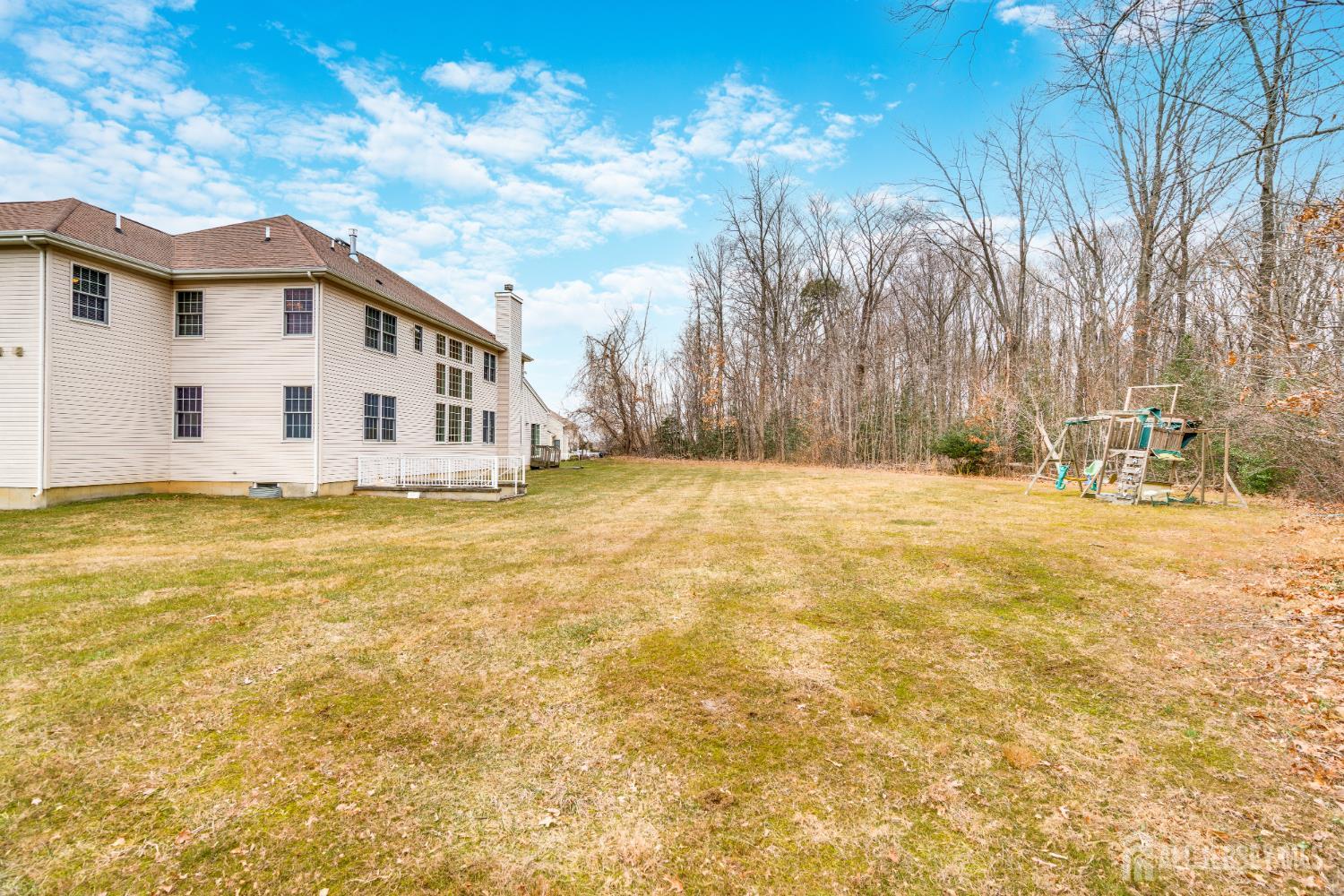 South Brunswick, New Jersey, 08816, United States, 5 Bedrooms Bedrooms, ,5 BathroomsBathrooms,Residential,Active,2009140