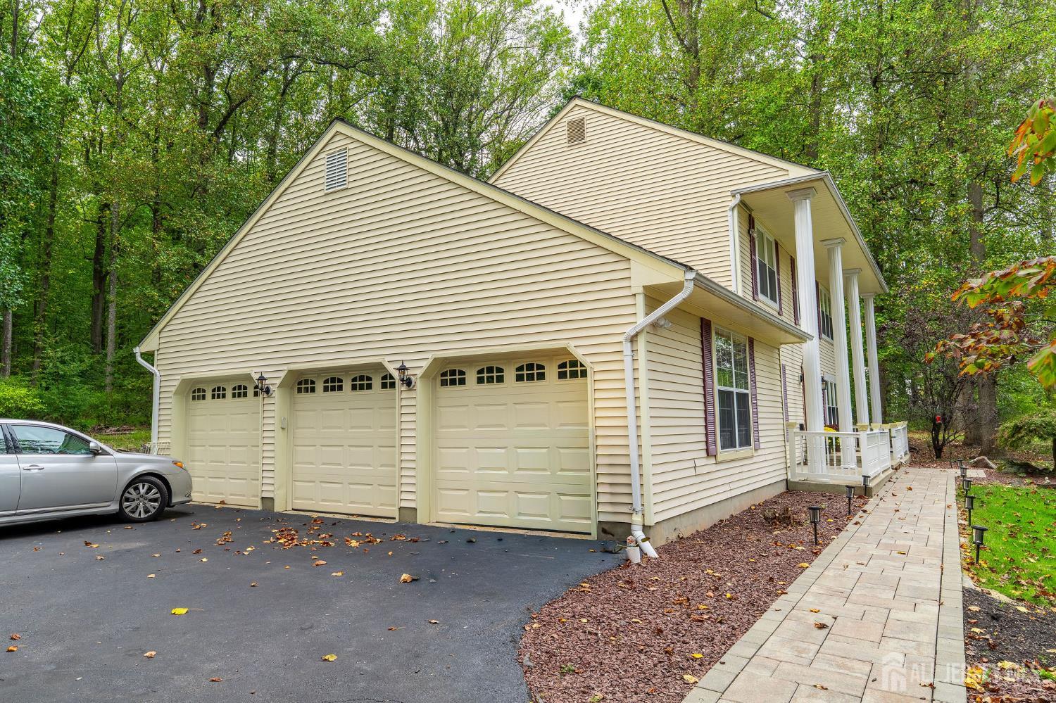 Franklin, New Jersey, 08540, United States, 4 Bedrooms Bedrooms, ,3 BathroomsBathrooms,Residential,Active,1952607