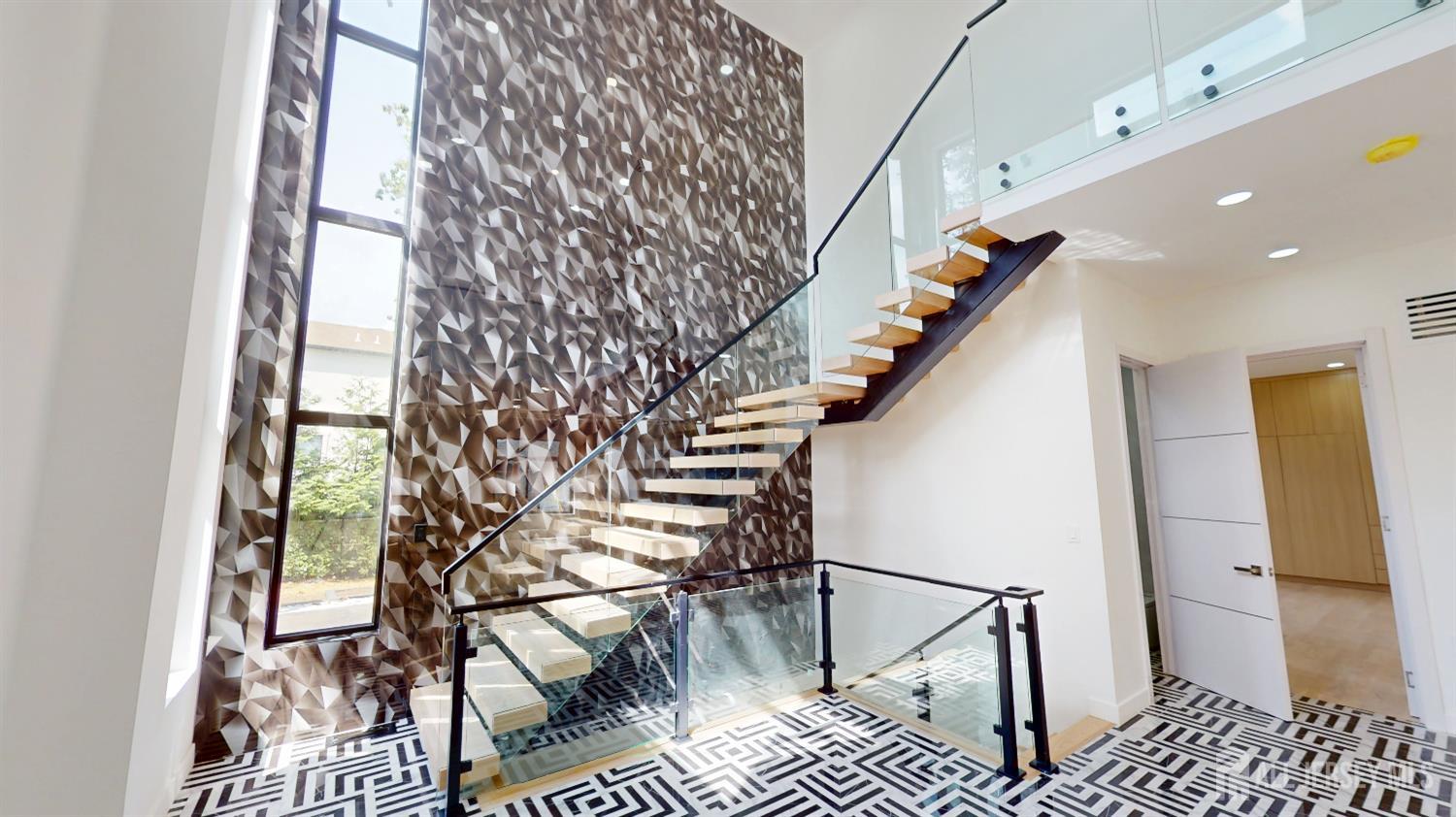 Marlboro, New Jersey, 07746, United States, 5 Bedrooms Bedrooms, ,5 BathroomsBathrooms,Residential,Active,2001343