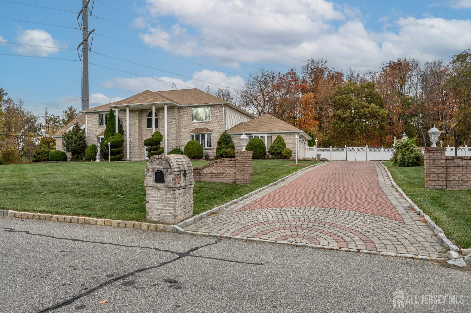 South Brunswick, New Jersey, 08852, United States, 5 Bedrooms Bedrooms, ,6 BathroomsBathrooms,Residential,Active,1987203