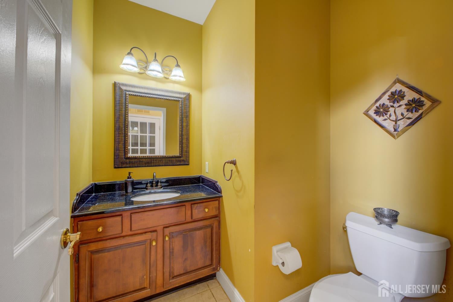 Plainsboro, New Jersey, 08536, United States, 5 Bedrooms Bedrooms, ,4 BathroomsBathrooms,Residential,Contingent,1993683