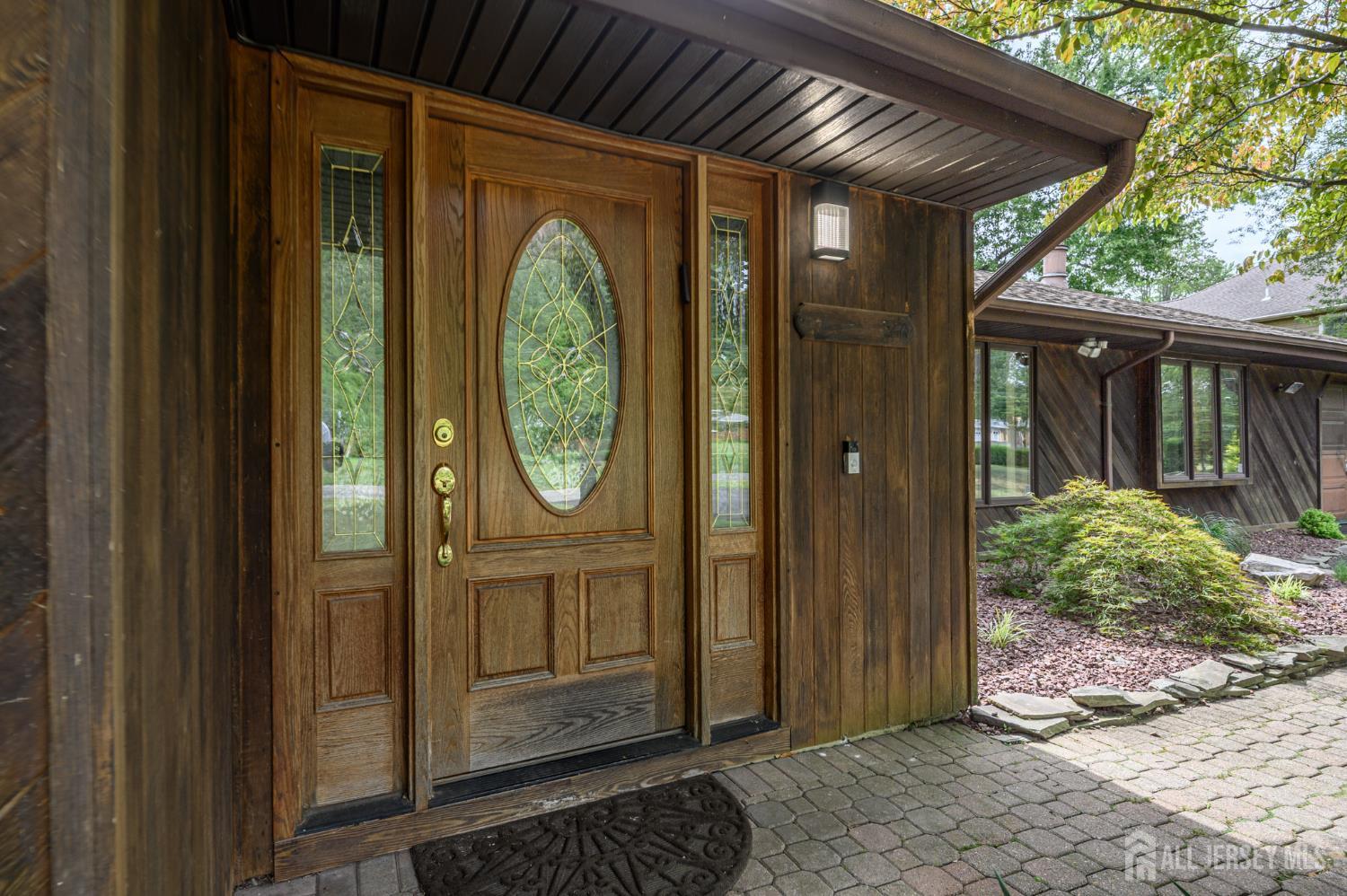 Holmdel, New Jersey, 07733, United States, 4 Bedrooms Bedrooms, ,3 BathroomsBathrooms,Residential,Active,1962178