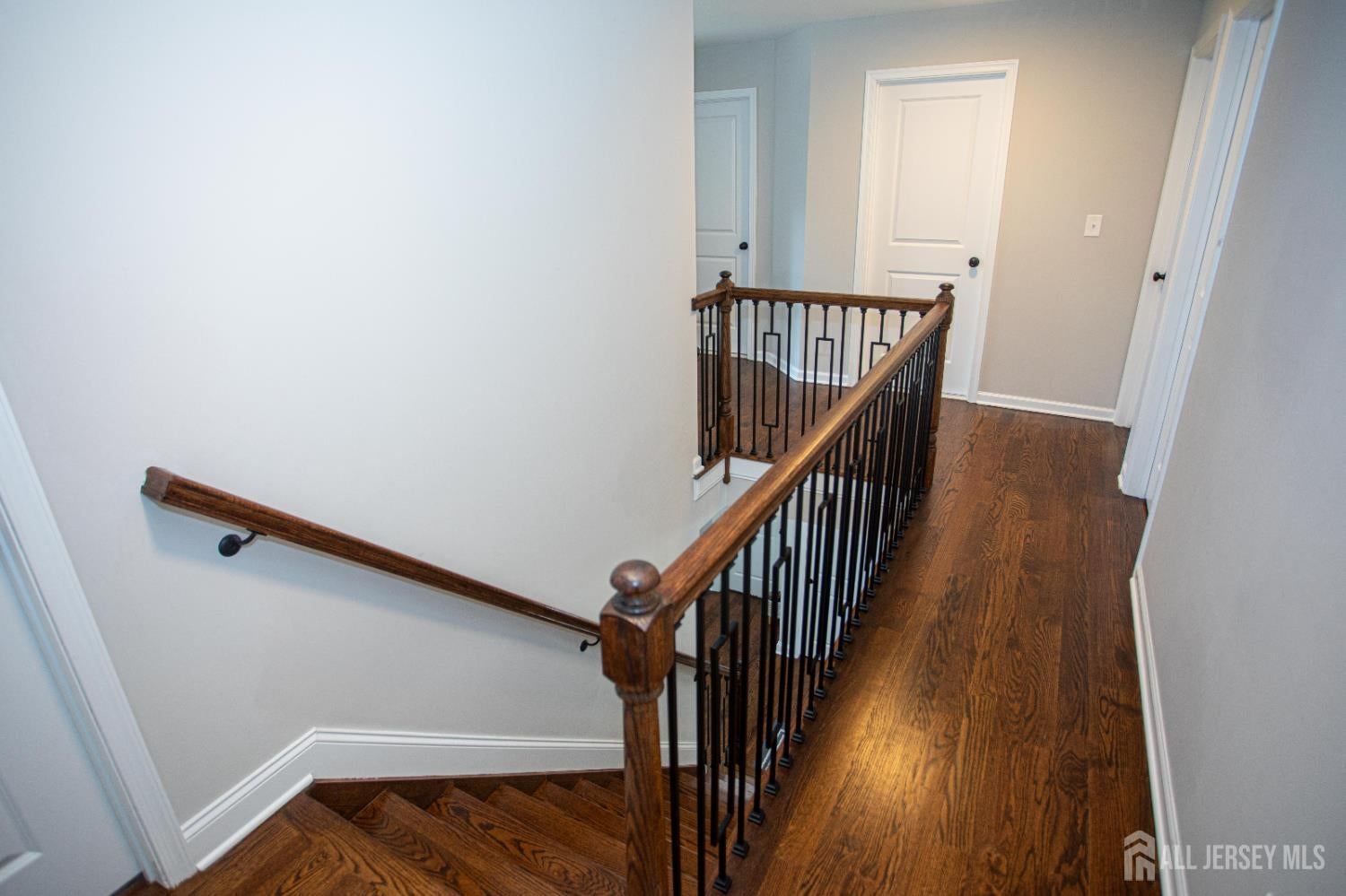 East Brunswick, New Jersey, 08816, United States, 5 Bedrooms Bedrooms, ,4 BathroomsBathrooms,Residential,Active,1899930