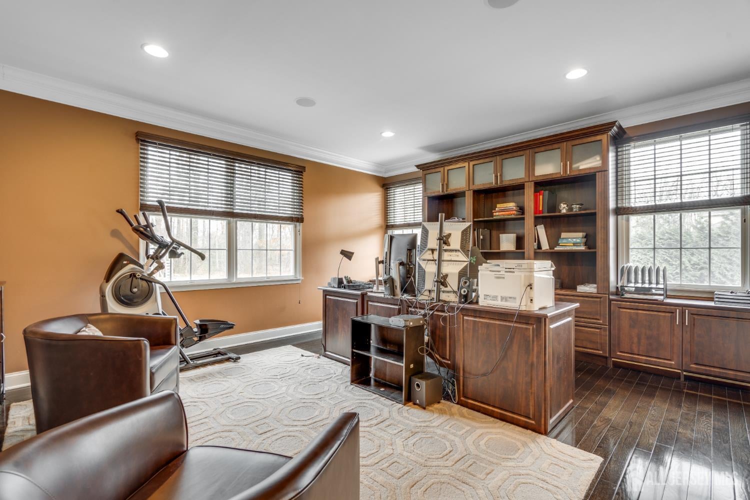 South Brunswick, New Jersey, 08816, United States, 5 Bedrooms Bedrooms, ,5 BathroomsBathrooms,Residential,Active,2009140