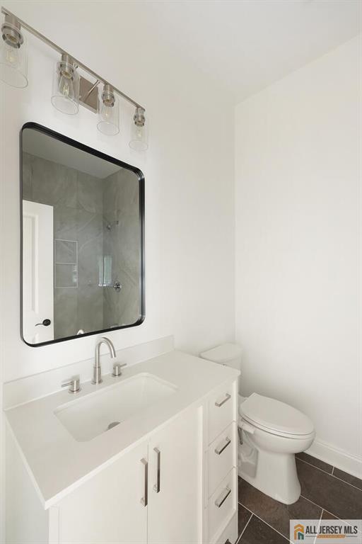 Edison, New Jersey, 08817, United States, 5 Bedrooms Bedrooms, ,4 BathroomsBathrooms,Residential,Active,1914938