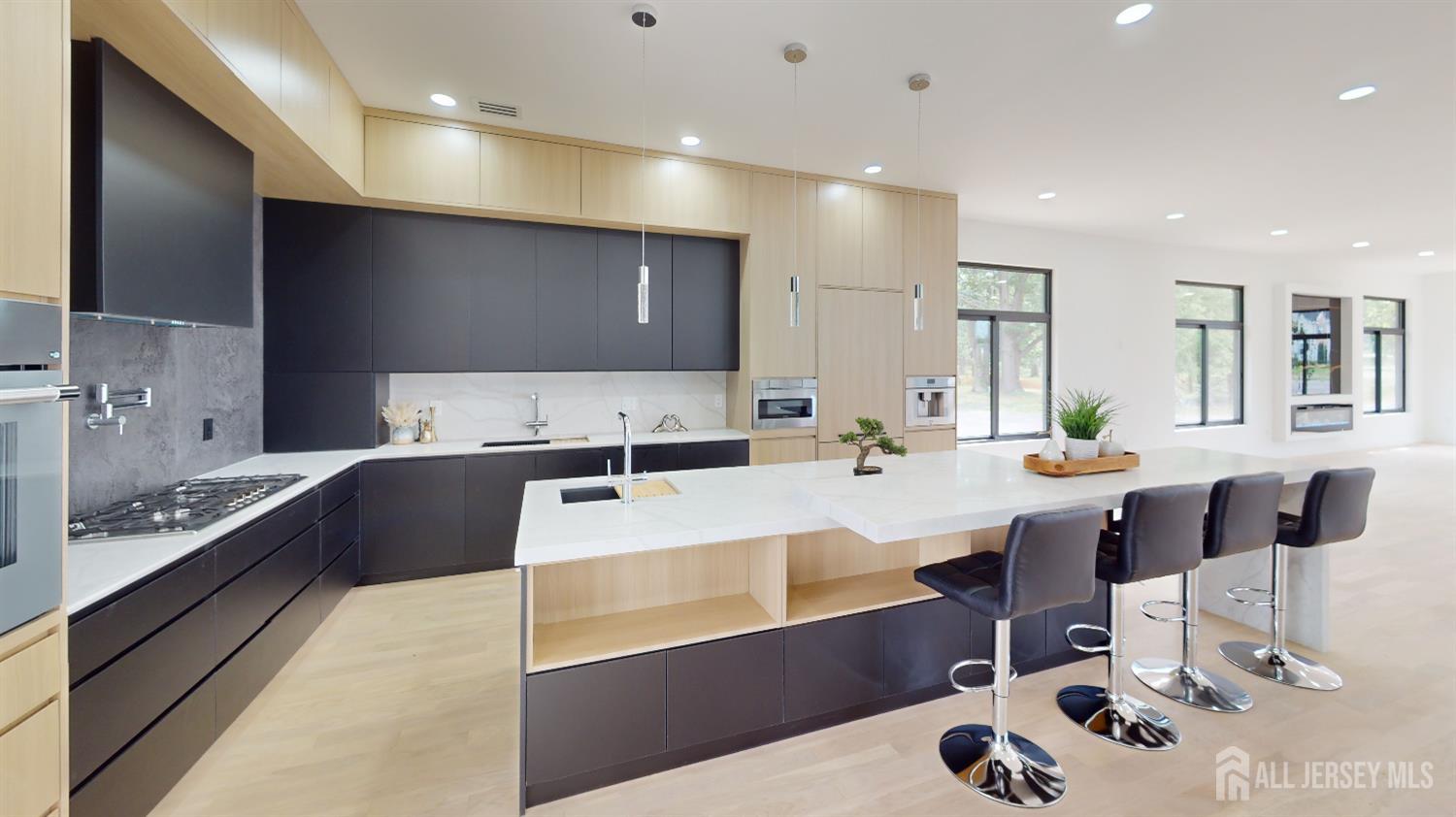 Marlboro, New Jersey, 07746, United States, 5 Bedrooms Bedrooms, ,5 BathroomsBathrooms,Residential,Active,2001343