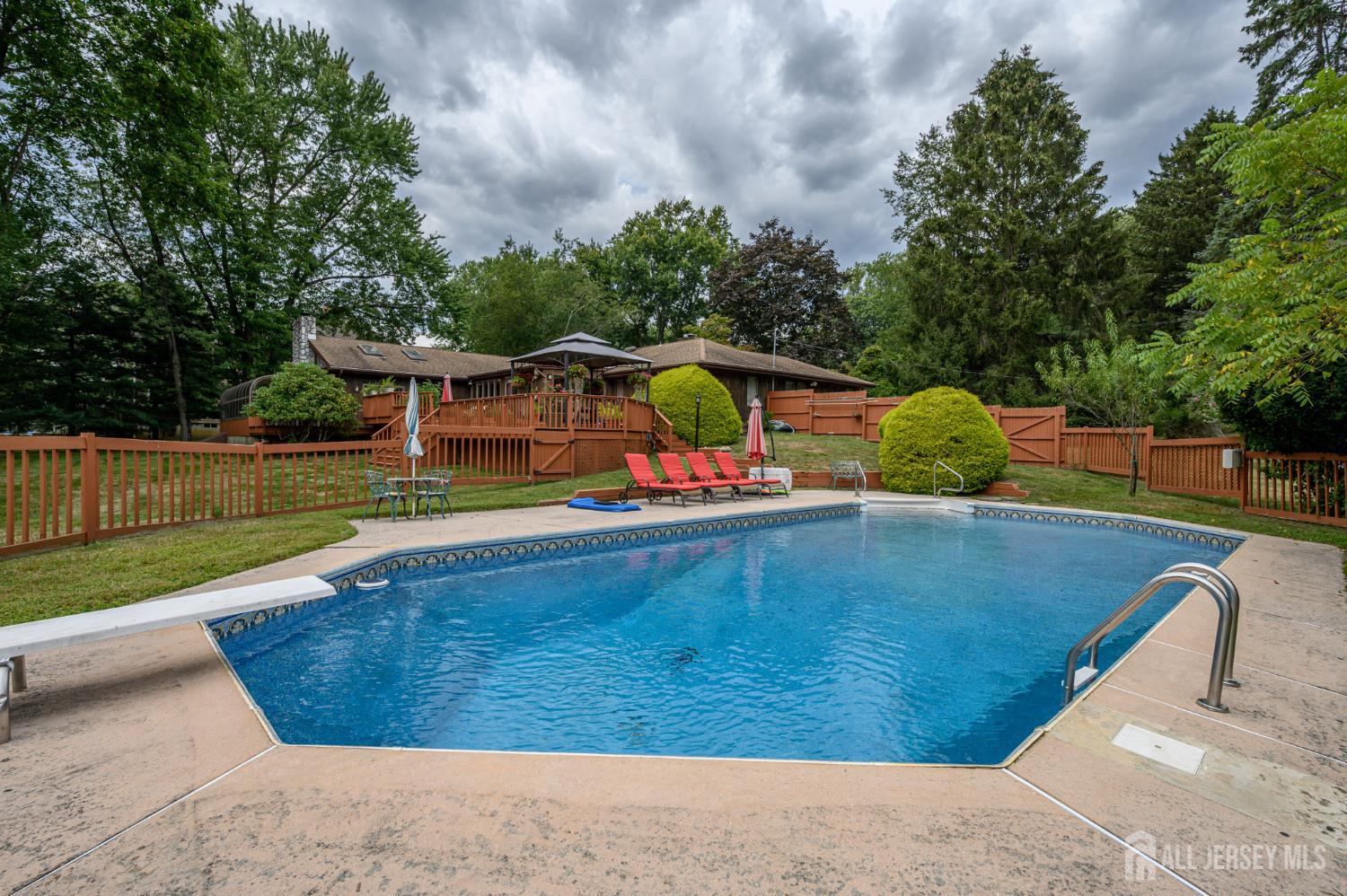 Holmdel, New Jersey, 07733, United States, 4 Bedrooms Bedrooms, ,3 BathroomsBathrooms,Residential,Active,1962178