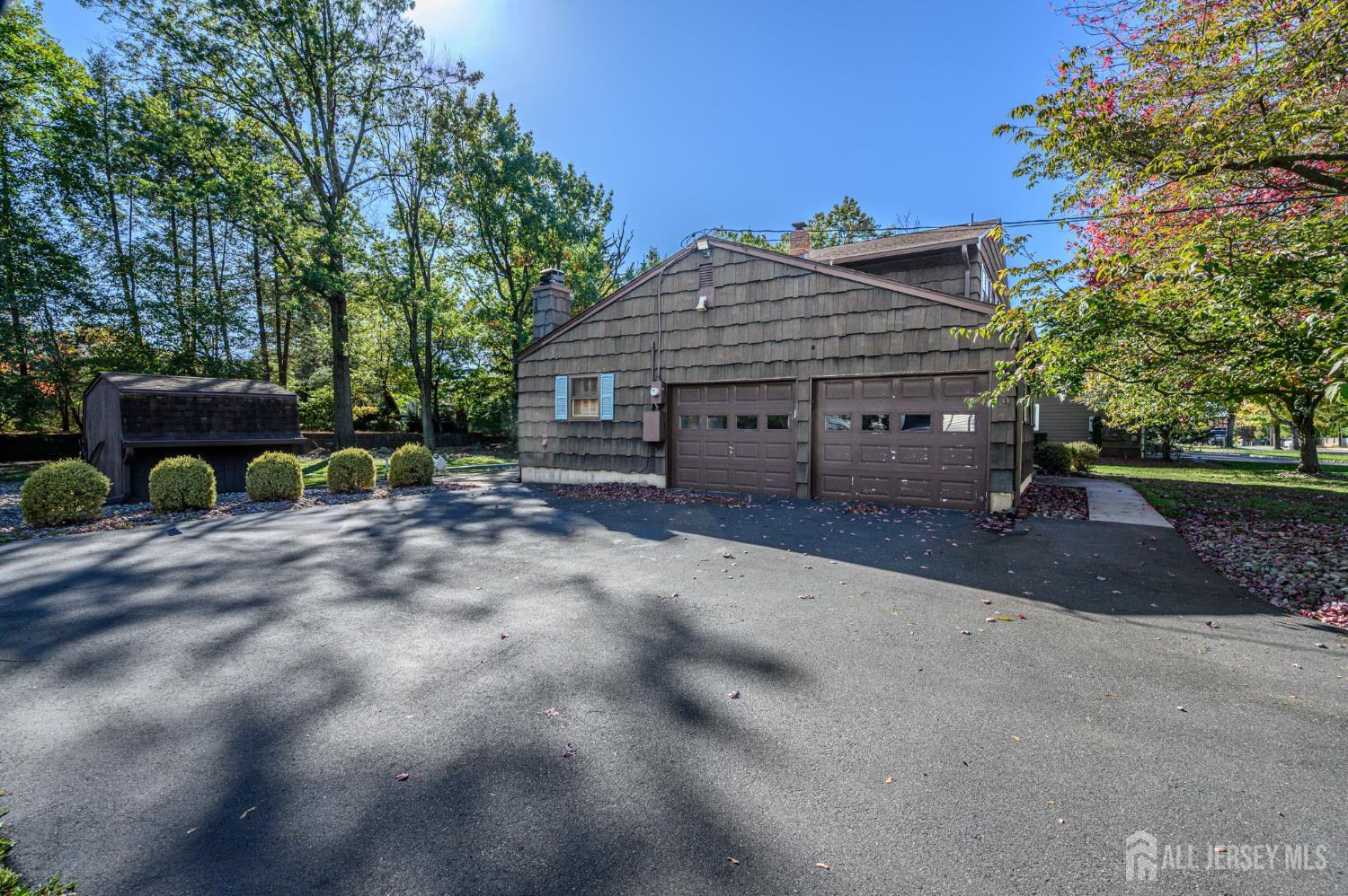 Edison, New Jersey, 08820, United States, 4 Bedrooms Bedrooms, ,3 BathroomsBathrooms,Residential,Active,1969637