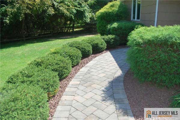 132 UNION VALLEY RD, MONROE, NJ 08831 - Image 1