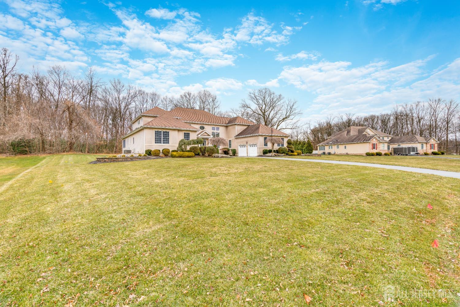 South Brunswick, New Jersey, 08816, United States, 5 Bedrooms Bedrooms, ,5 BathroomsBathrooms,Residential,Active,2009140