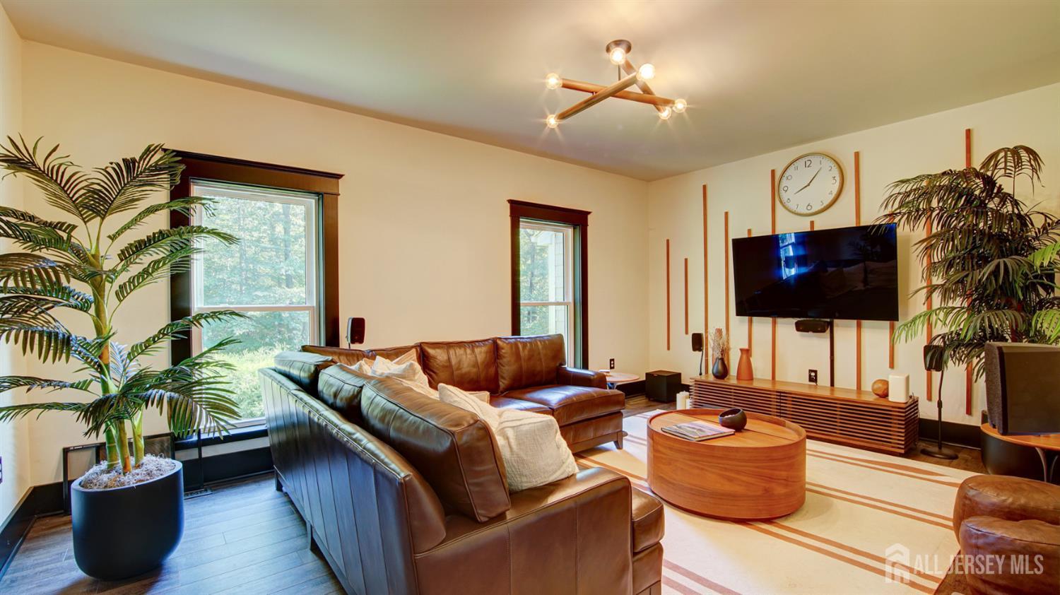 South Brunswick, New Jersey, 08512, United States, 4 Bedrooms Bedrooms, ,4 BathroomsBathrooms,Residential,Active,1929449