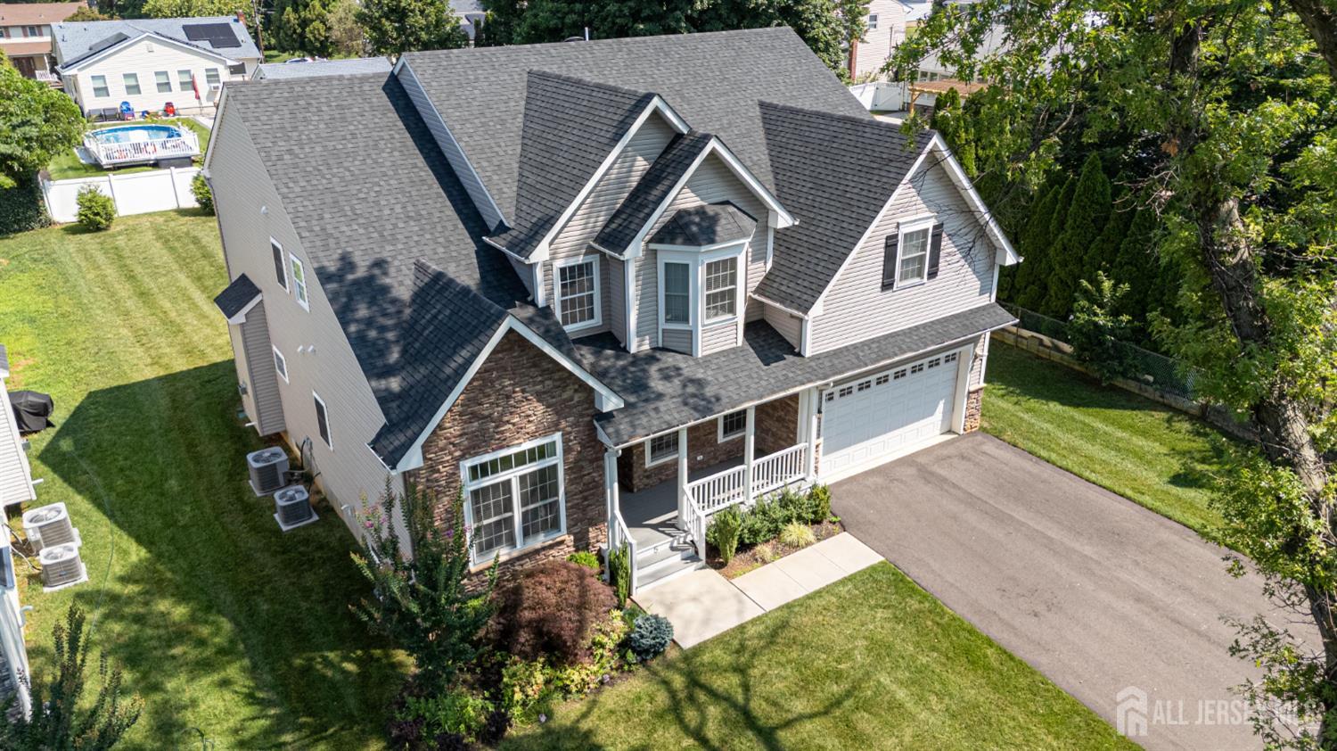 East Brunswick, New Jersey, 08816, United States, 5 Bedrooms Bedrooms, ,4 BathroomsBathrooms,Residential,Active,1899930