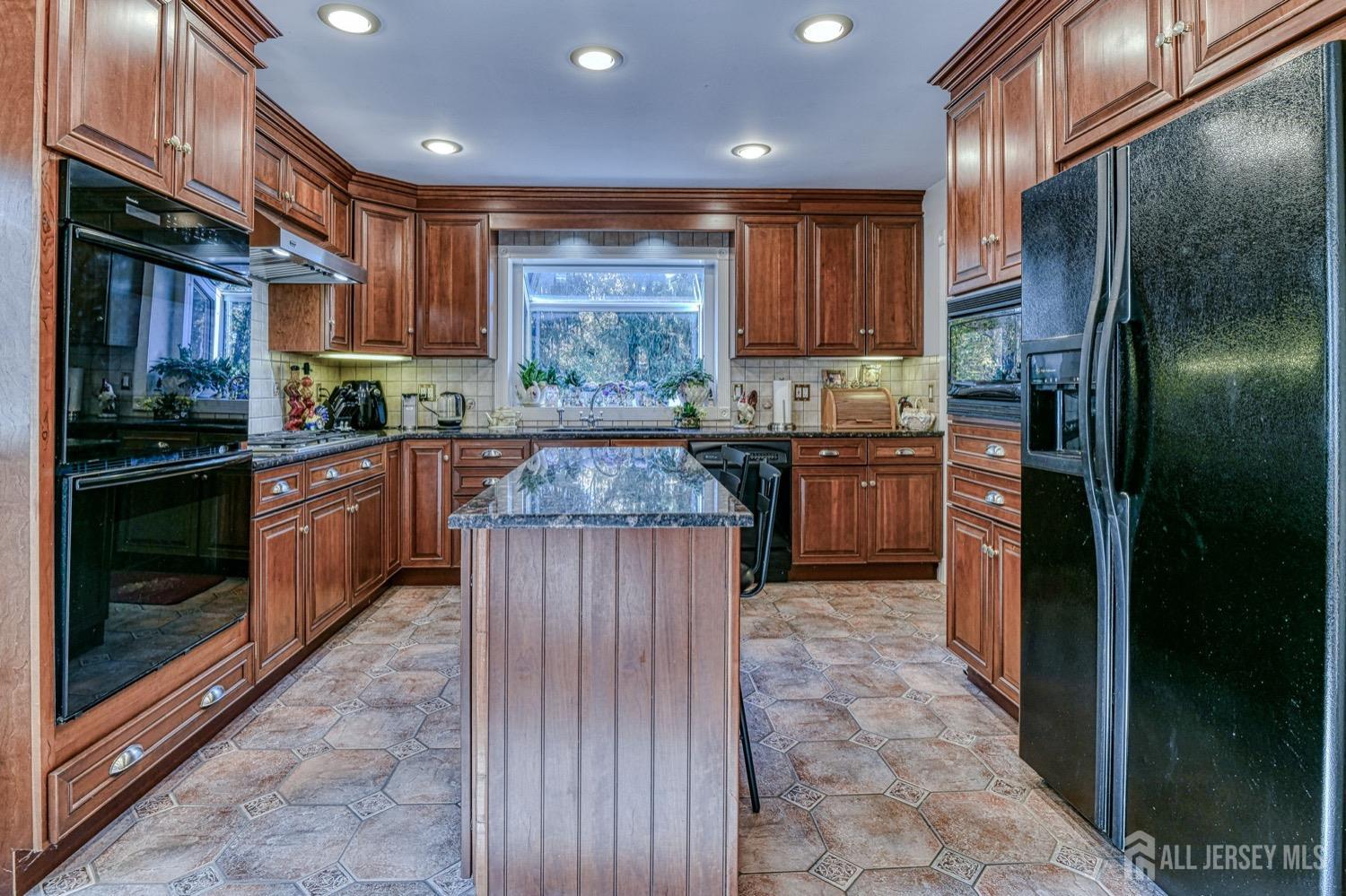 Old Bridge, New Jersey, 08857, United States, ,Residential,Active,1786797