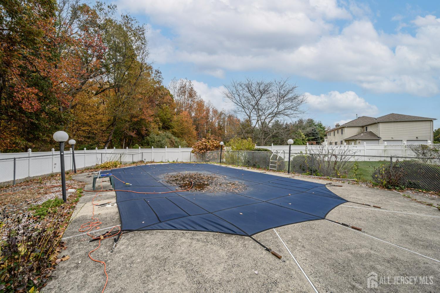 South Brunswick, New Jersey, 08852, United States, 5 Bedrooms Bedrooms, ,6 BathroomsBathrooms,Residential,Active,1987203