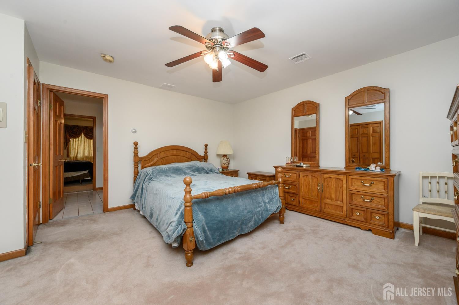 South Brunswick, New Jersey, 08852, United States, 5 Bedrooms Bedrooms, ,6 BathroomsBathrooms,Residential,Active,1987203