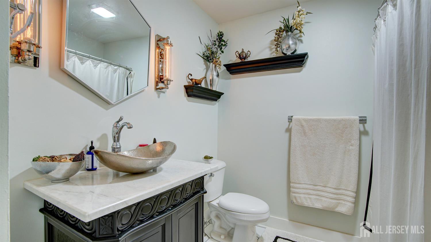 South Brunswick, New Jersey, 08512, United States, 4 Bedrooms Bedrooms, ,4 BathroomsBathrooms,Residential,Active,1929449