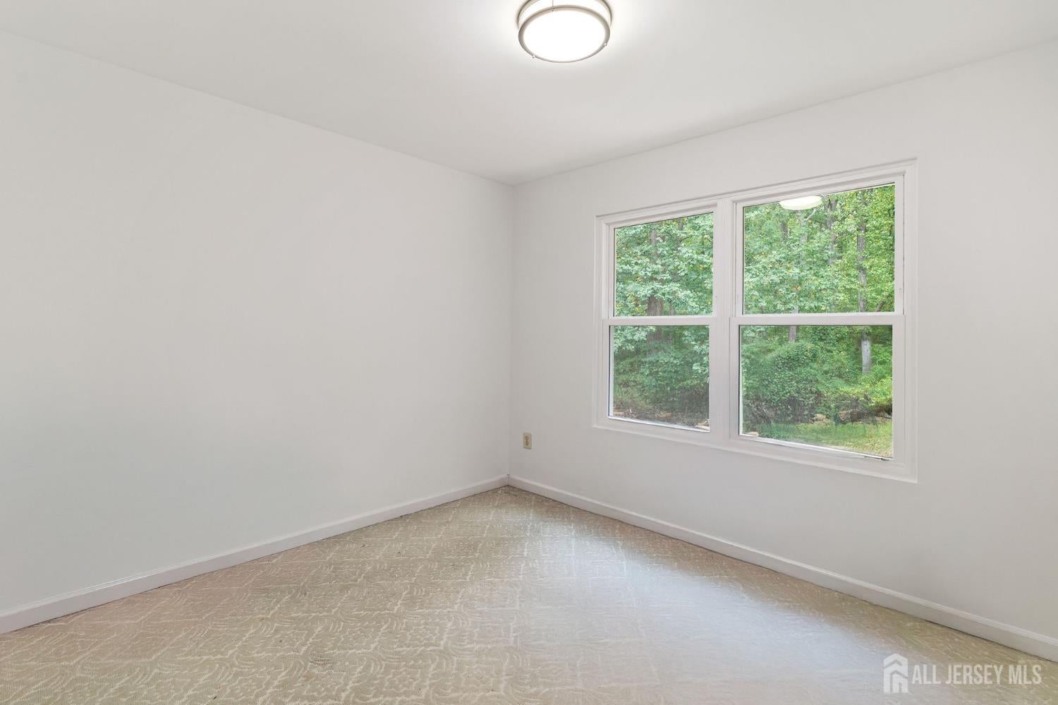 Franklin, New Jersey, 08540, United States, 4 Bedrooms Bedrooms, ,3 BathroomsBathrooms,Residential,Active,1952607